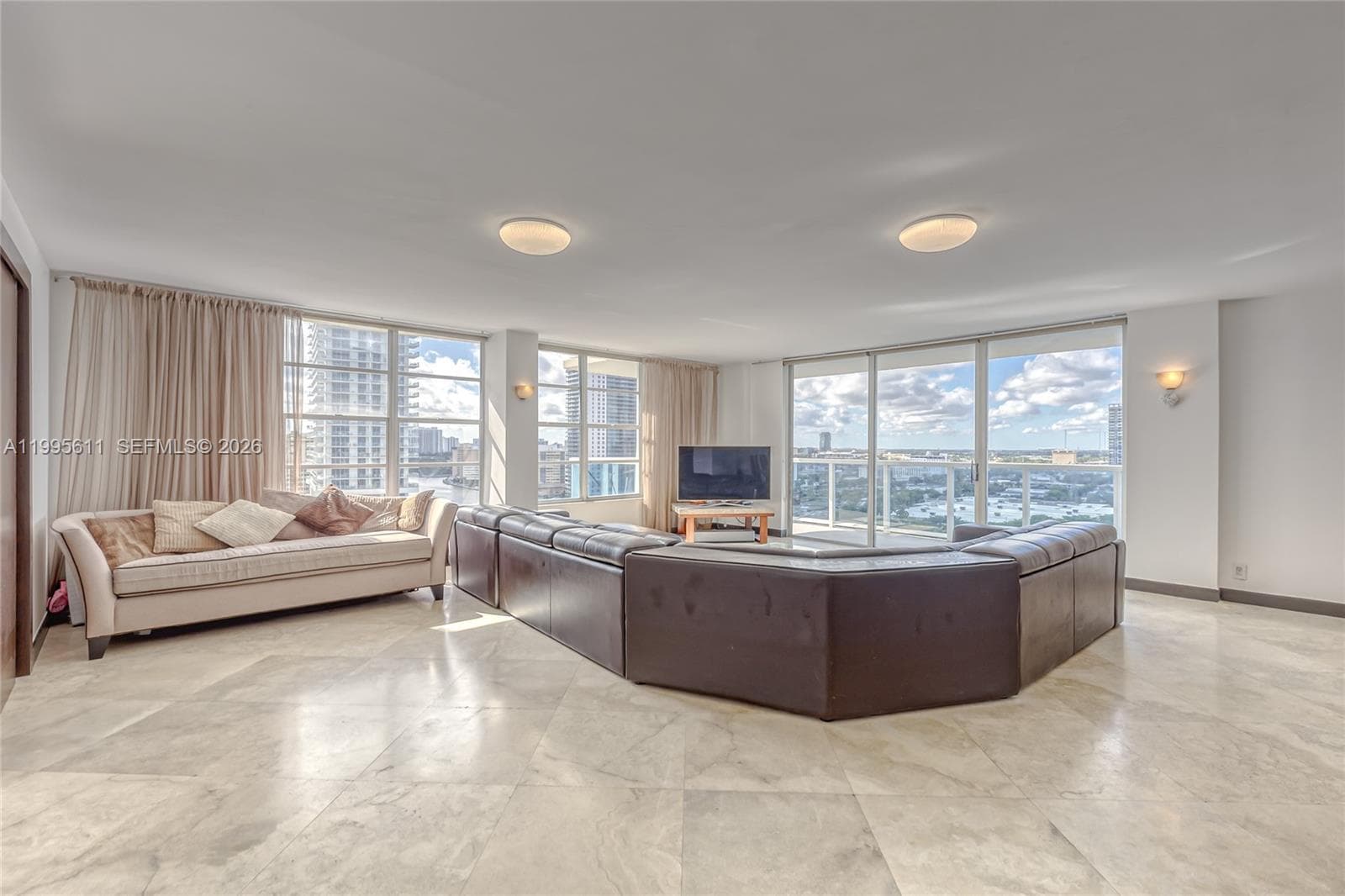 3800 S Ocean Drive 1606 photo 17