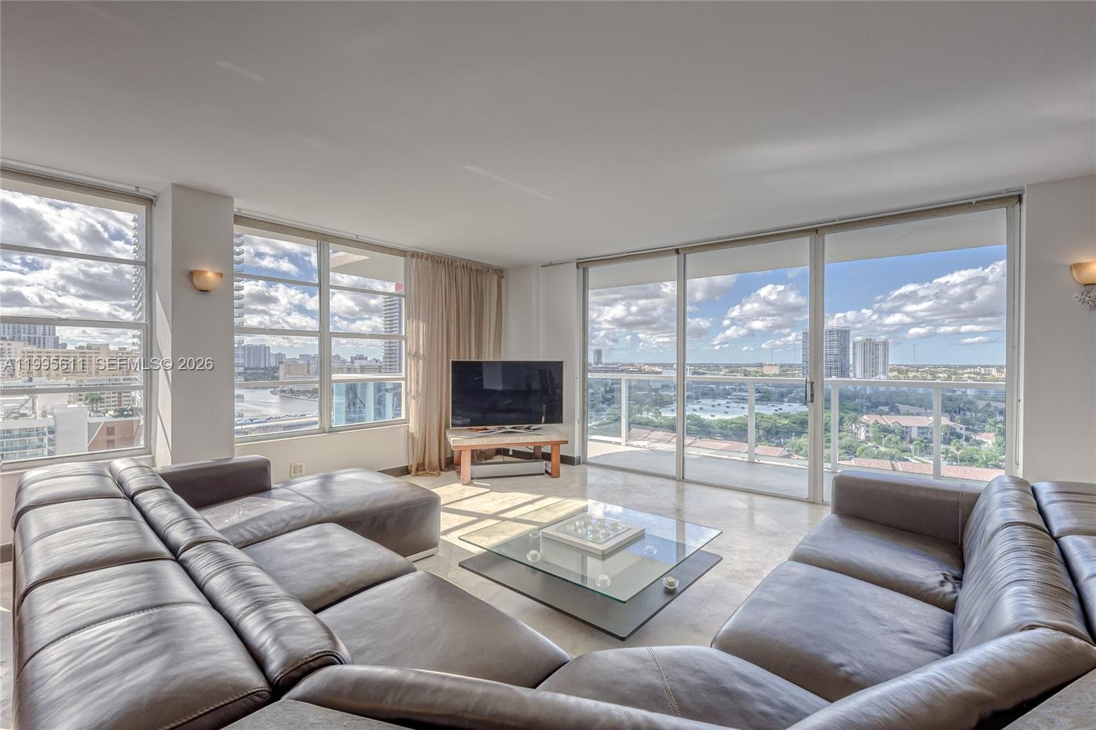 3800 S Ocean Drive 1606 photo 18