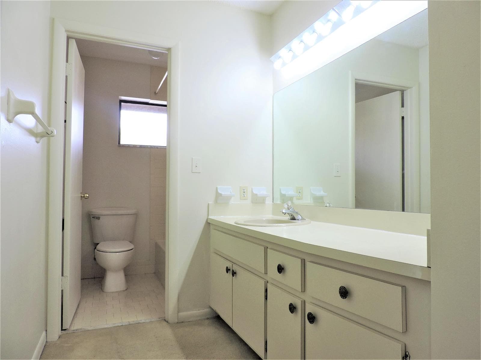 166 Sparrow Drive 2b photo 18