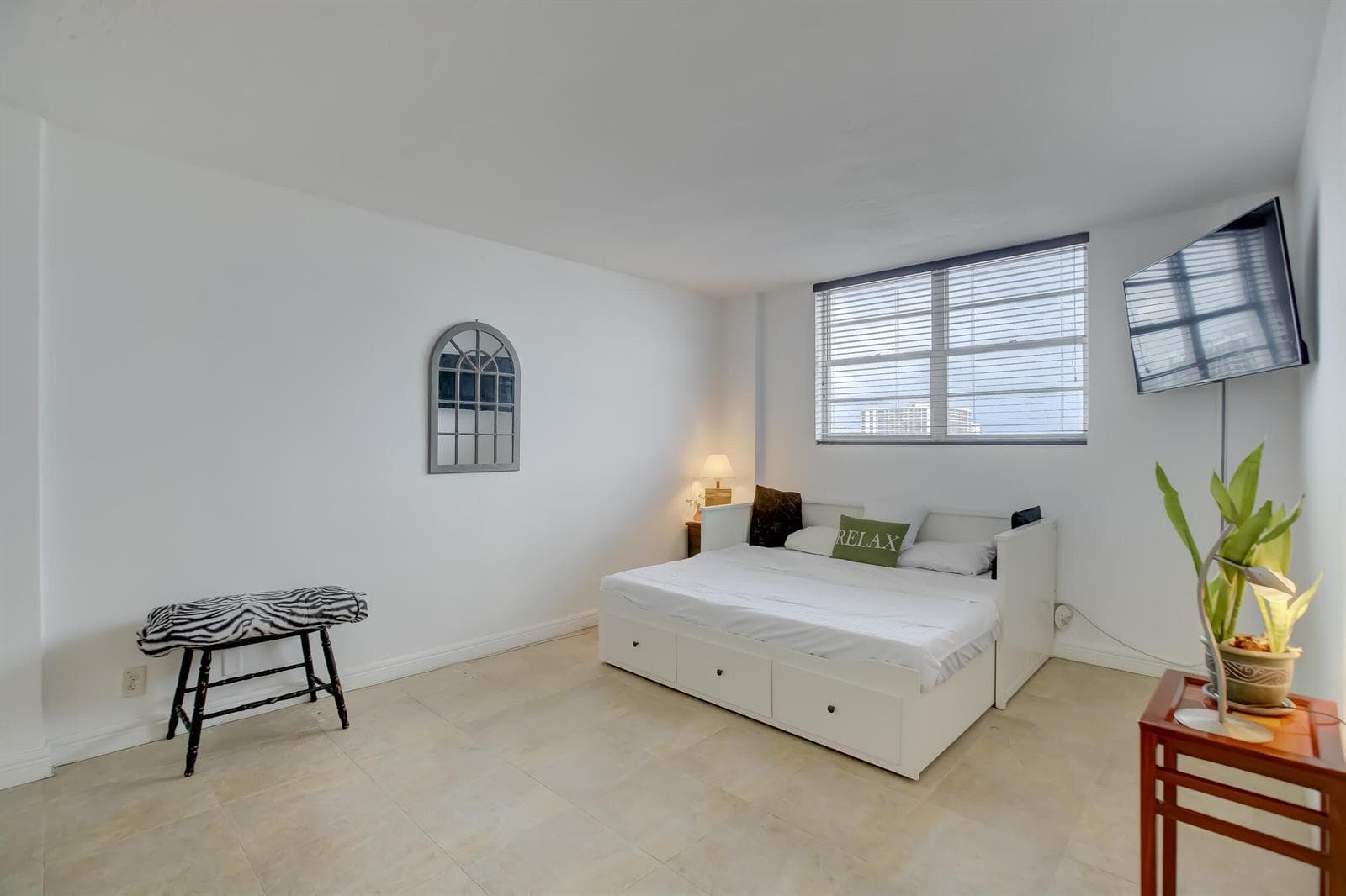 3000 S Ocean Drive 1100 photo 23
