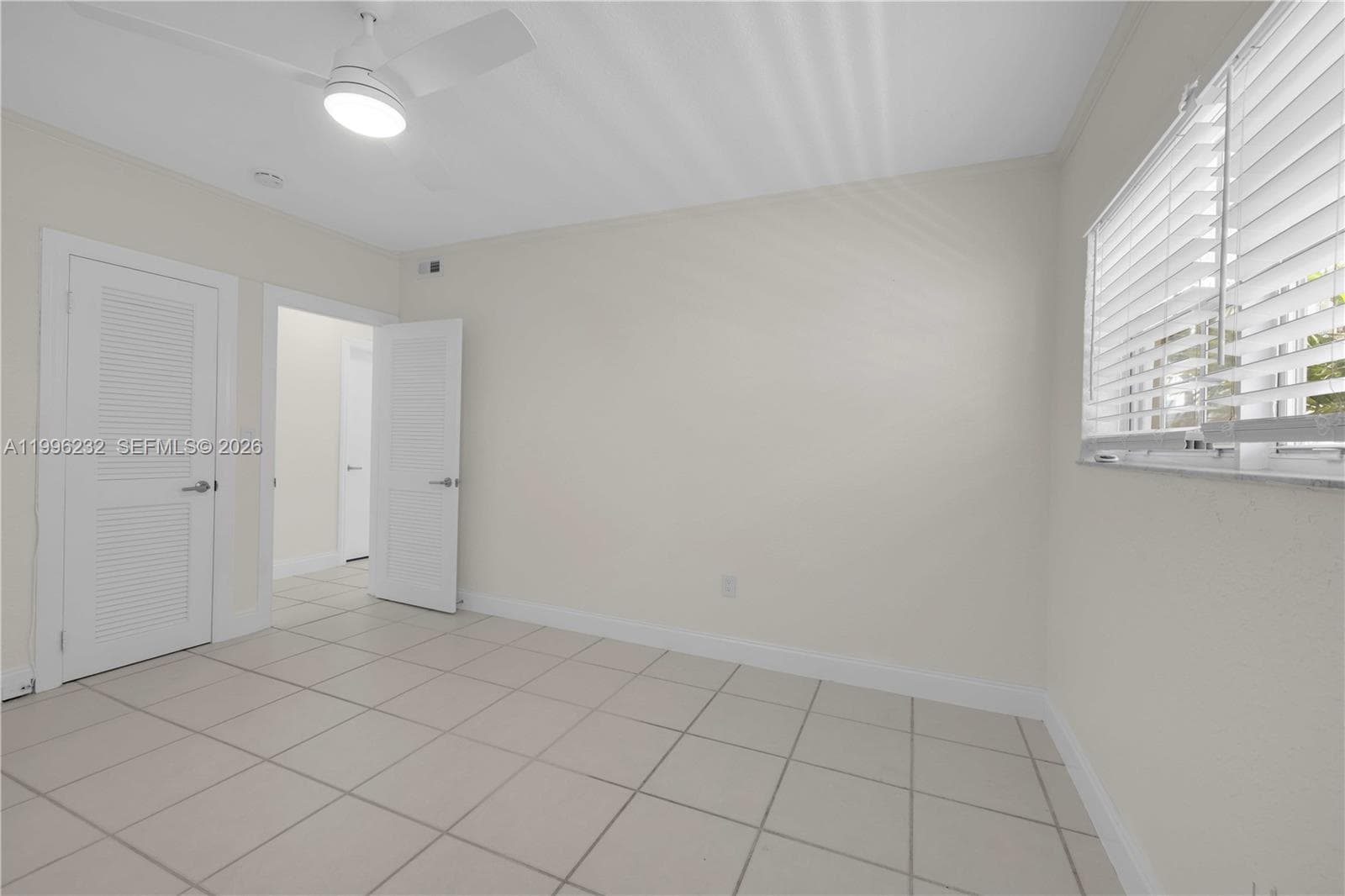 462 Golden Isles Dr 210 photo 13