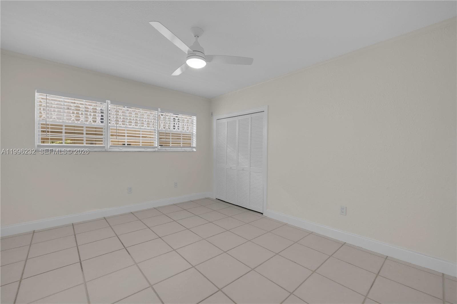 462 Golden Isles Dr 210 photo 11