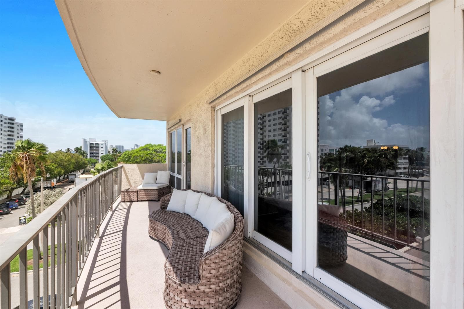 2500 E Las Olas Boulevard 409 photo 3