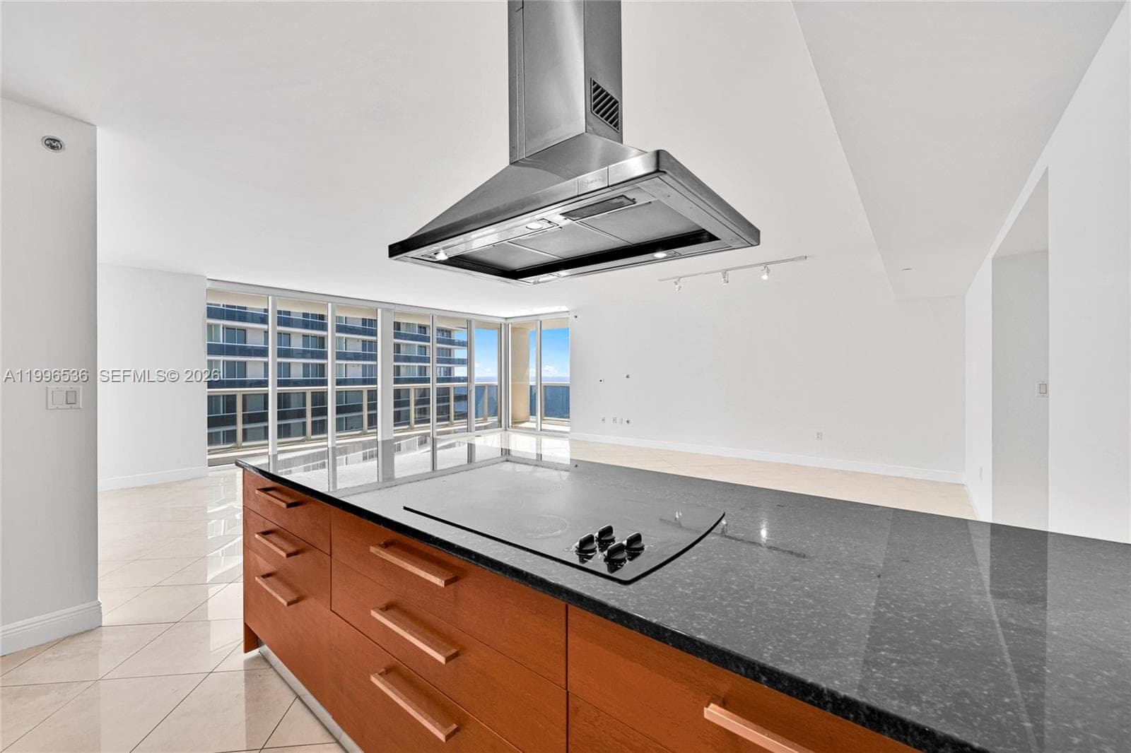 1850 S Ocean Dr 3510 photo 16