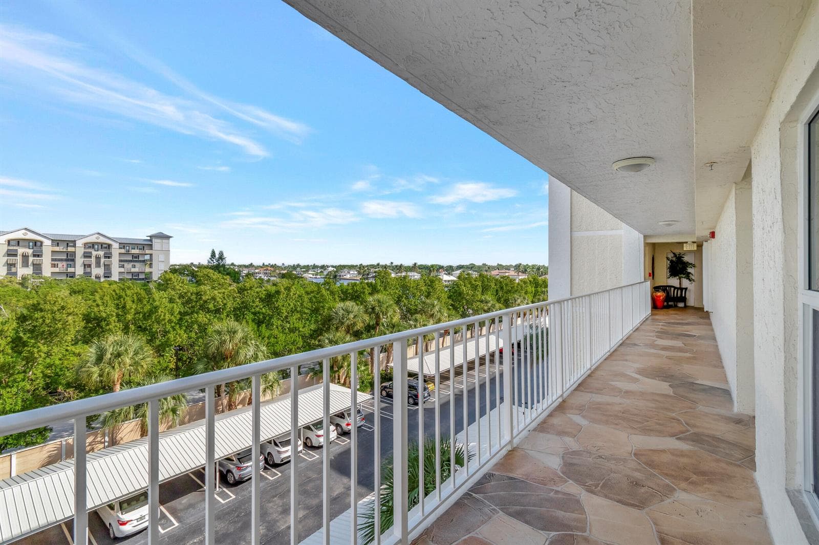 1 Harbourside Drive 4502 photo 6