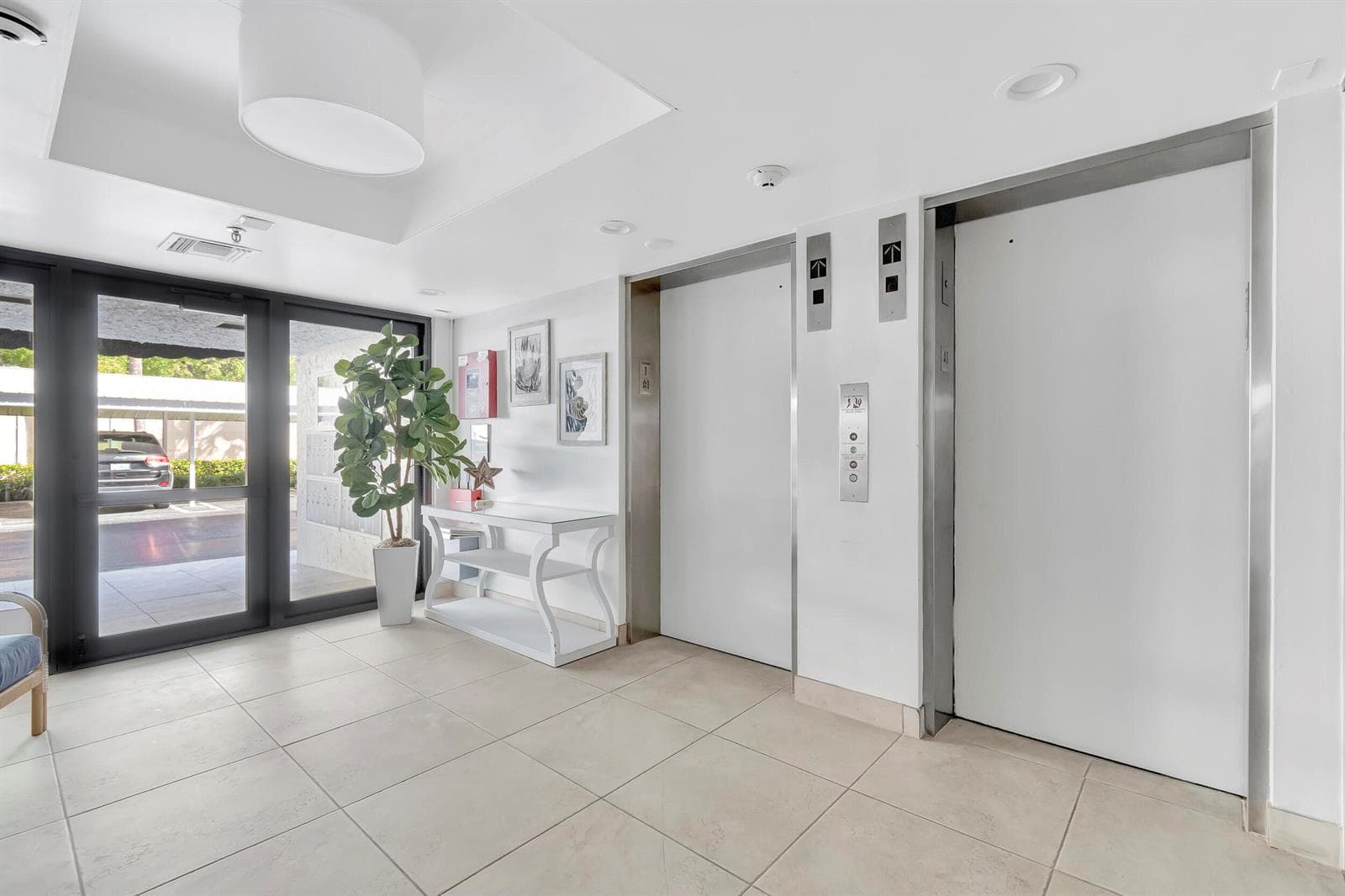 1 Harbourside Drive 4502 photo 11