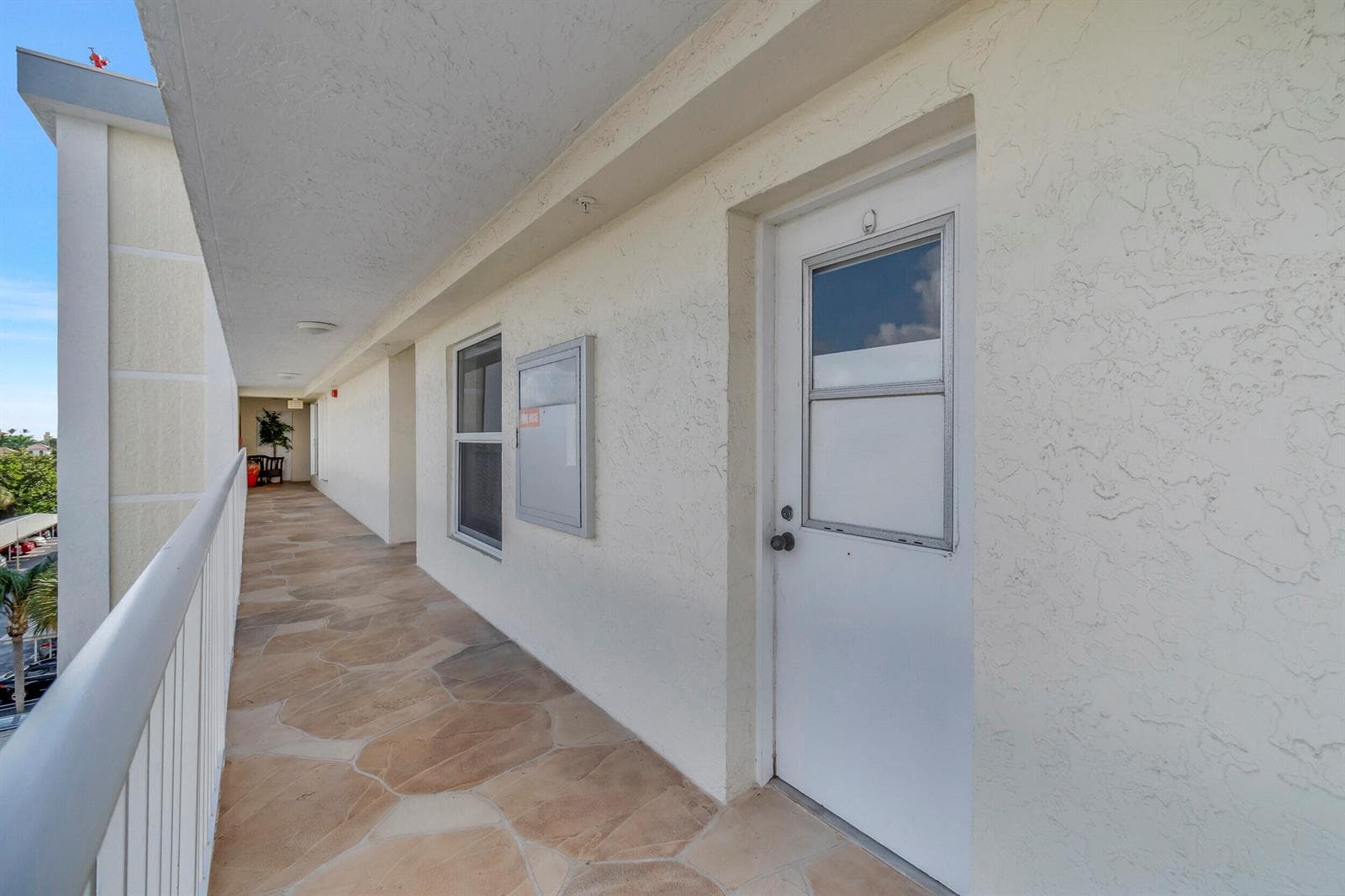 1 Harbourside Drive 4502 photo 8