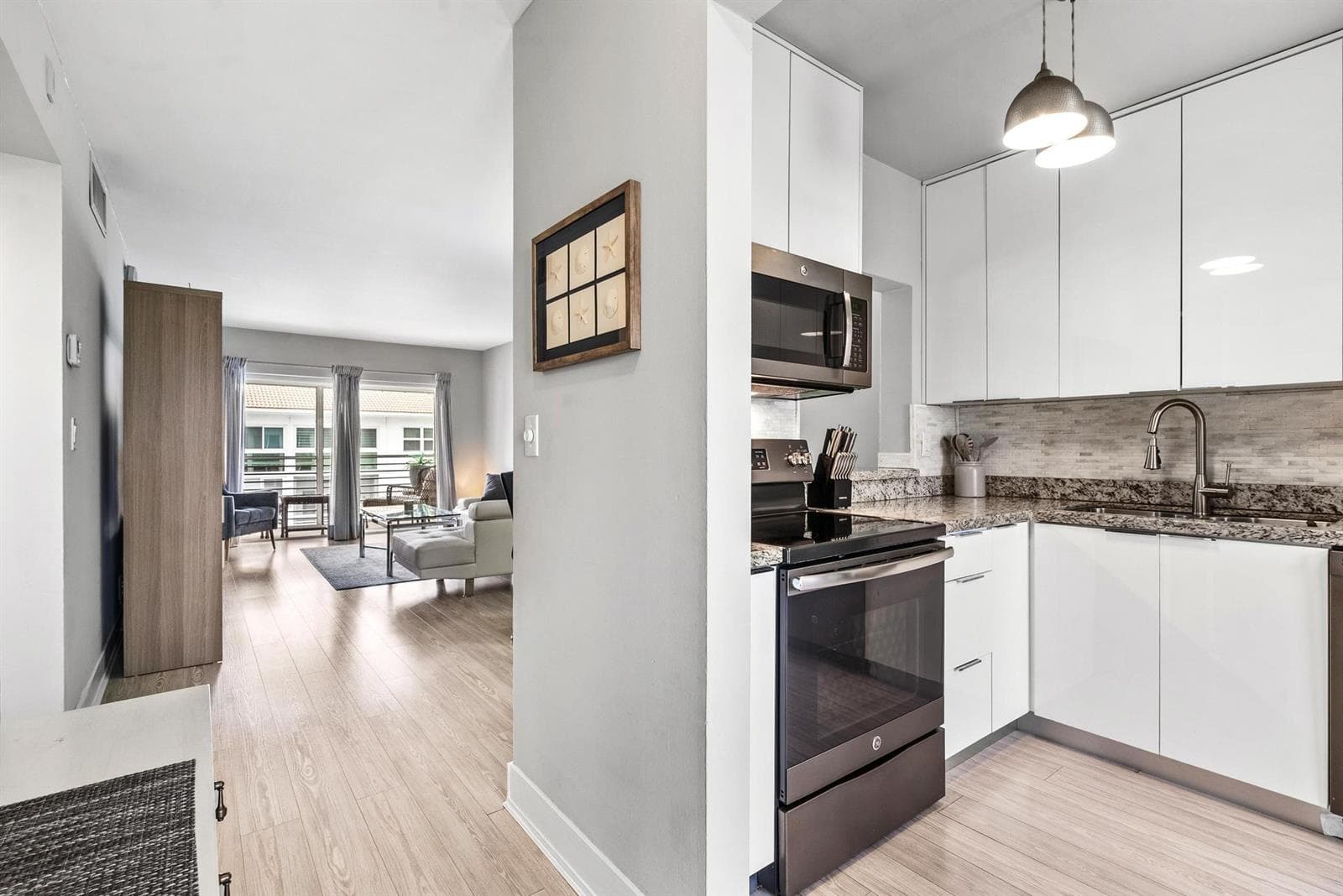 1461 S Ocean Boulevard 304 photo 8