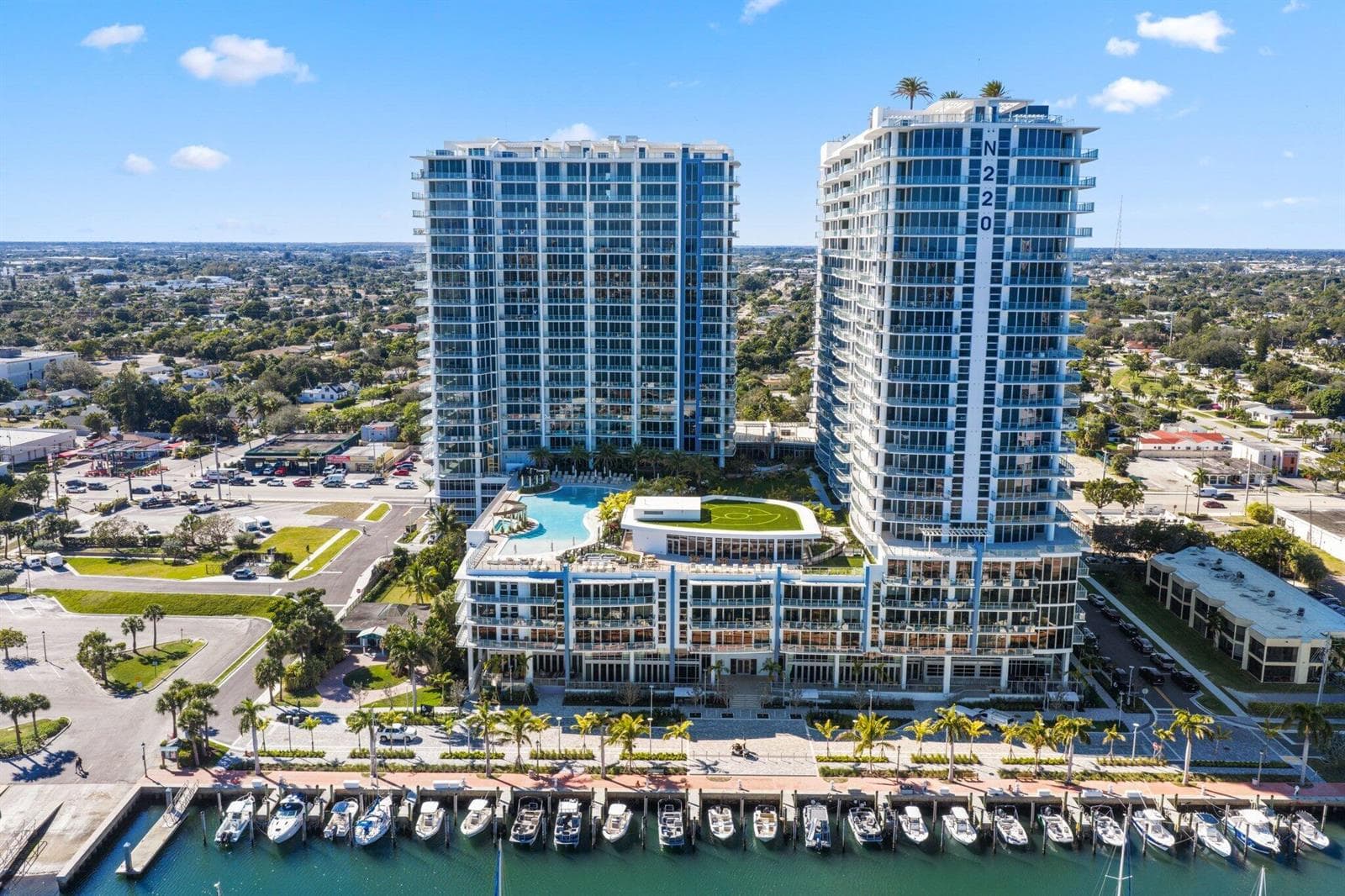 220 Lake Shore Drive 1121 photo 3