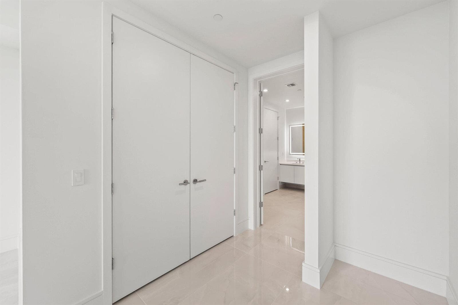 220 Lake Shore Drive 1121 photo 20