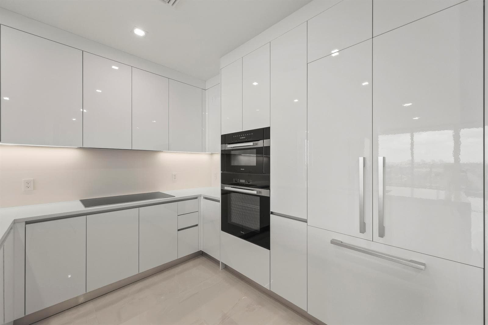 220 Lake Shore Drive 1121 photo 9