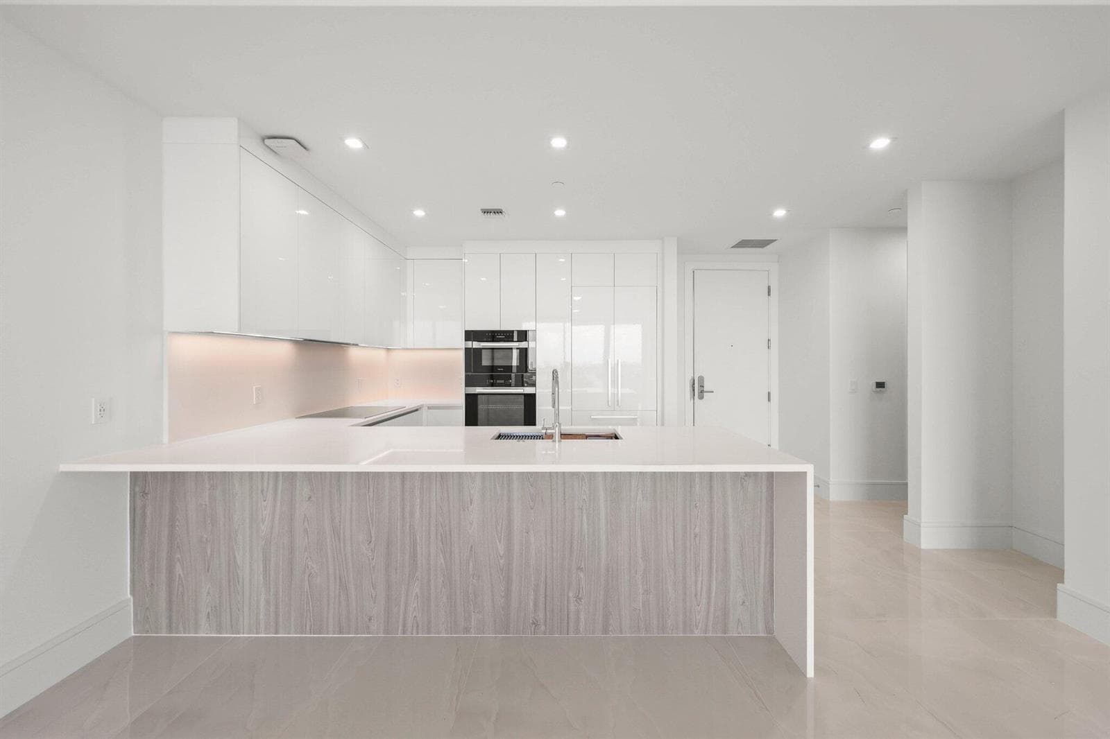220 Lake Shore Drive 1121 photo 11