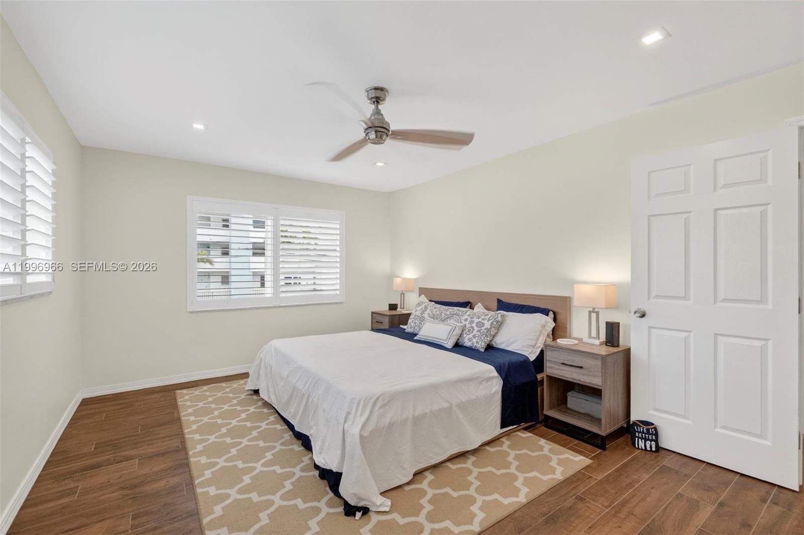 3050 NE 48th St 210 photo 12