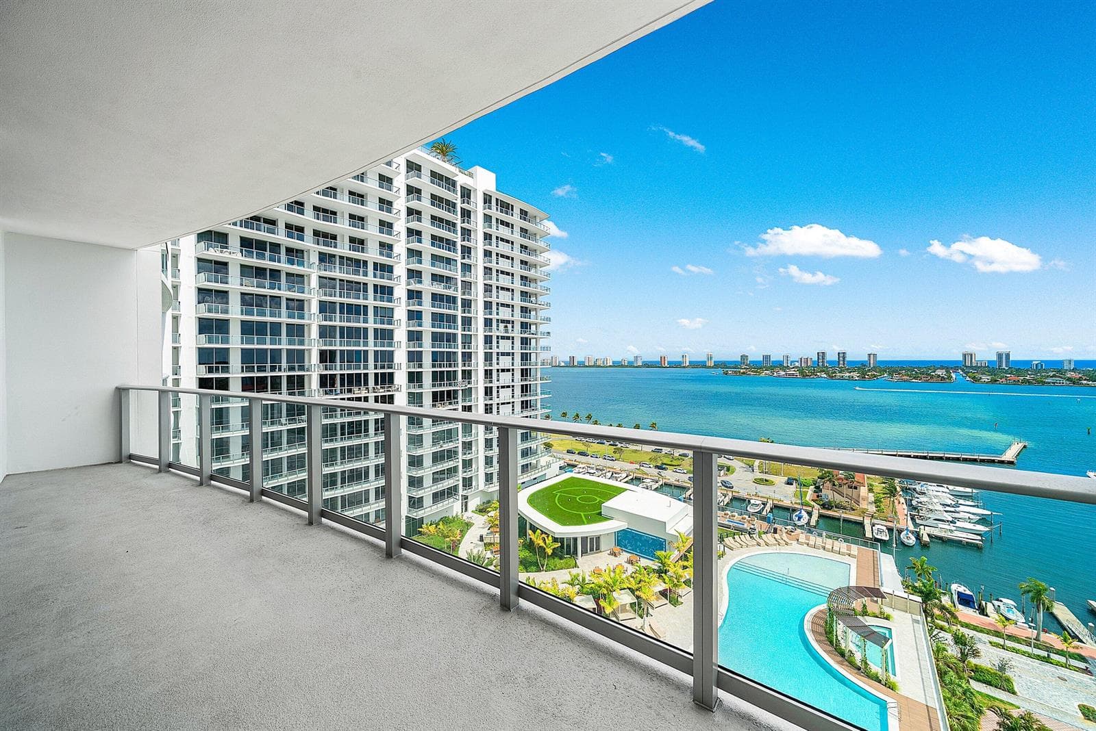 220 Lake Shore Drive 1508 photo 17