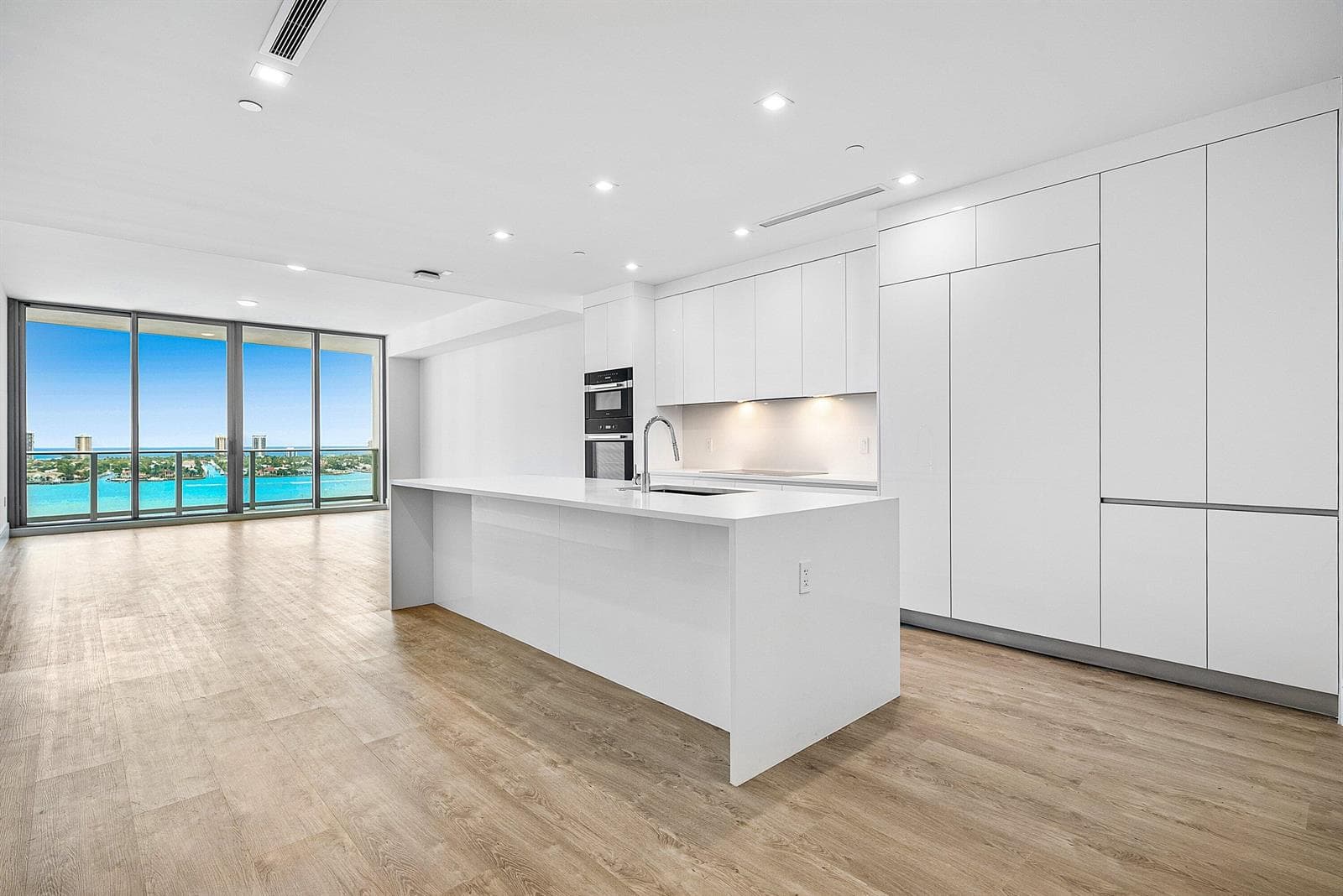220 Lake Shore Drive 1508 photo 9