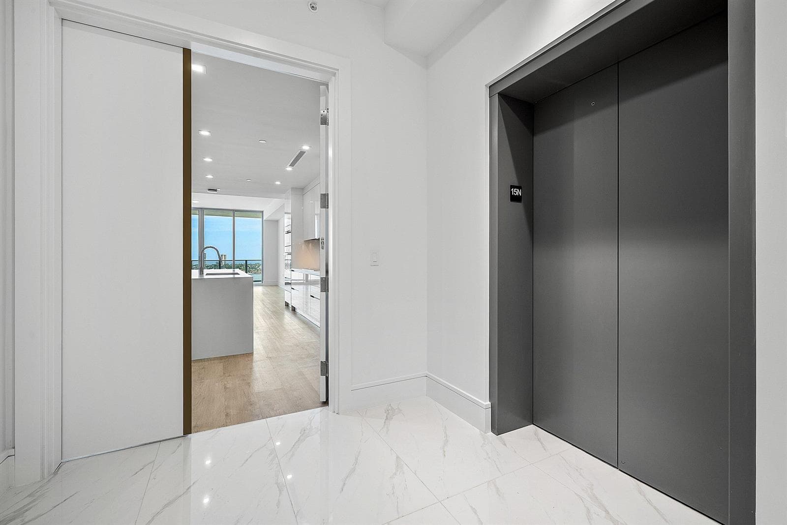 220 Lake Shore Drive 1508 photo 4