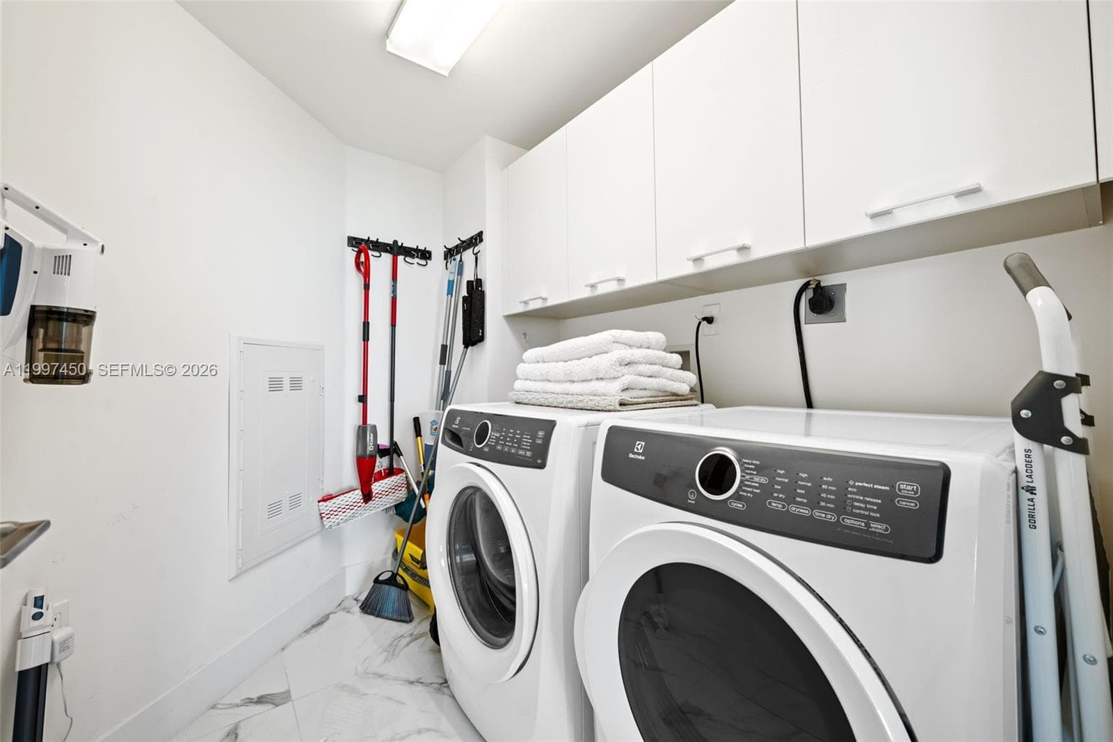 330 Sunny Isles Blvd 5-2102 photo 25