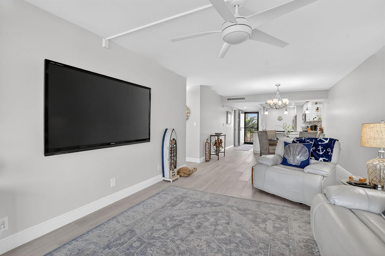 6 Royal Palm Way 409 photo 22