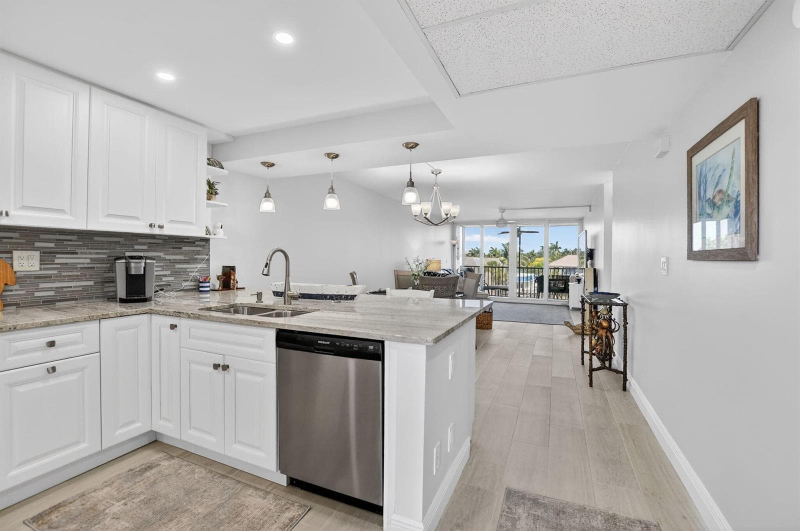 6 Royal Palm Way 409 photo 3