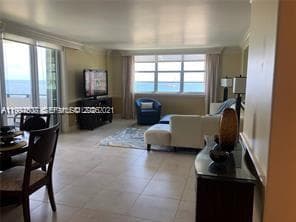 1900 S Ocean Blvd 11E photo 4