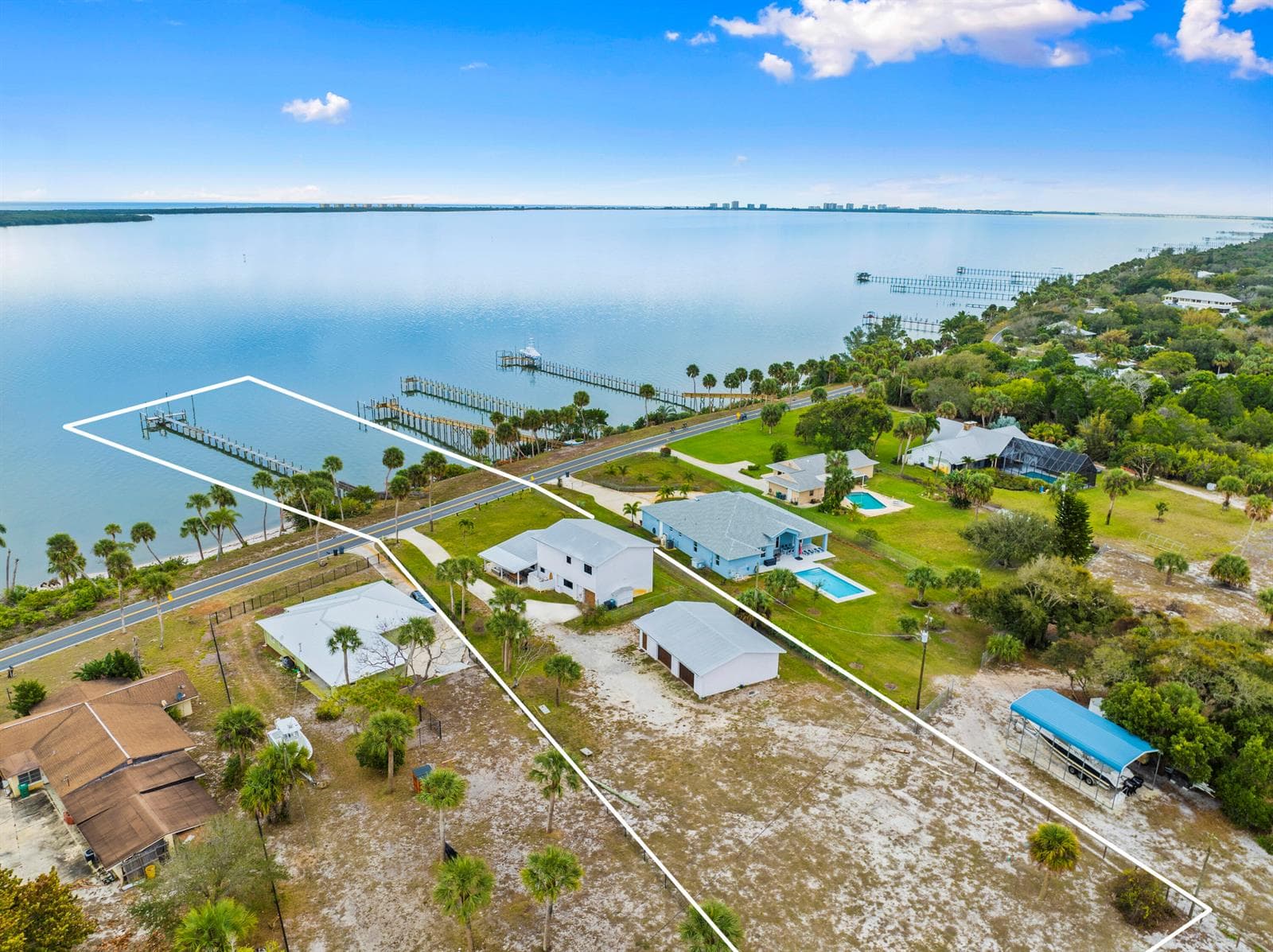 8309 S Indian River Drive photo 6