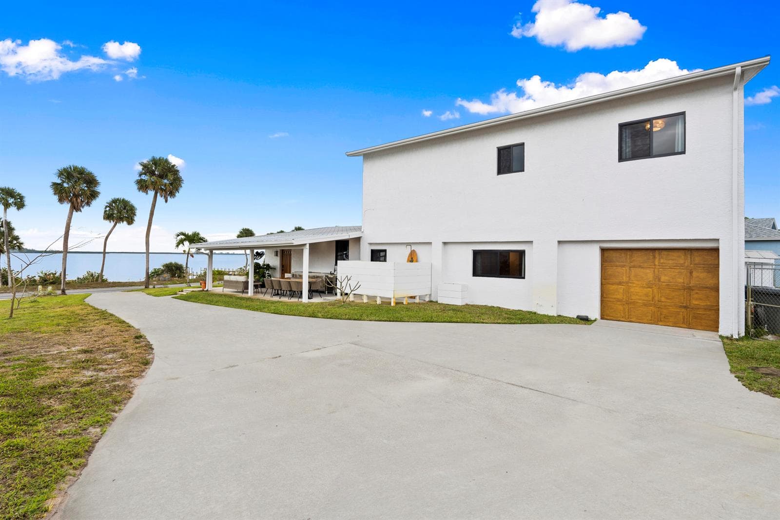 8309 S Indian River Drive photo 9