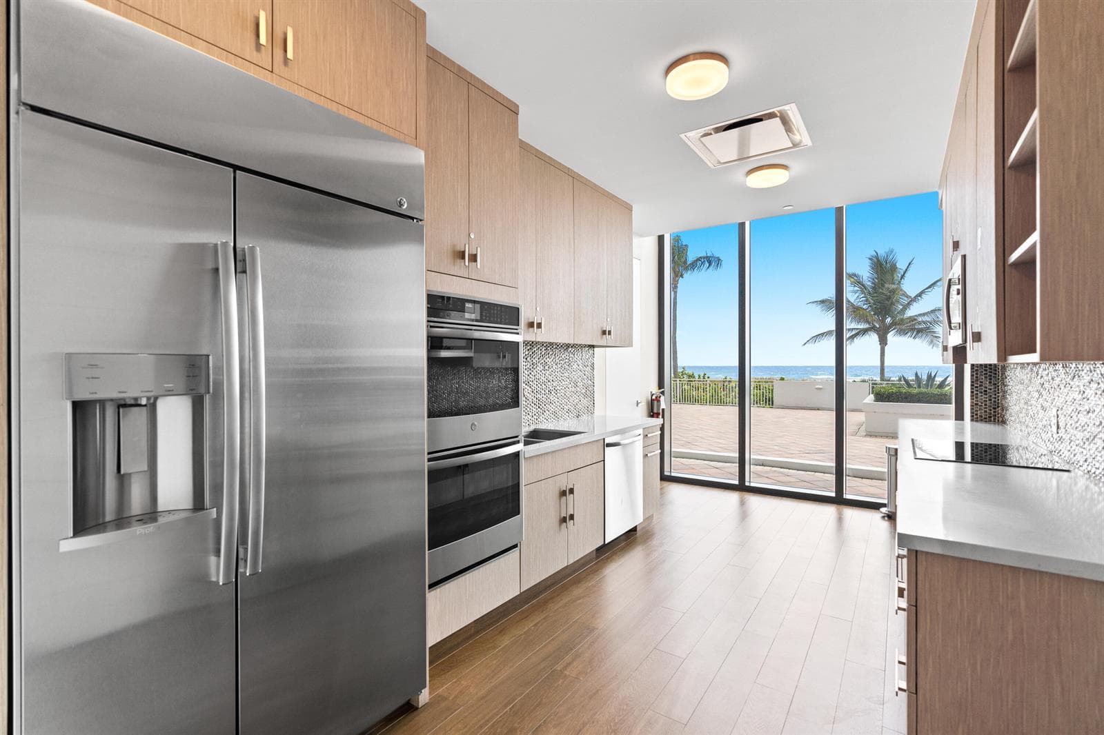 2600 S Ocean Boulevard Phd photo 14