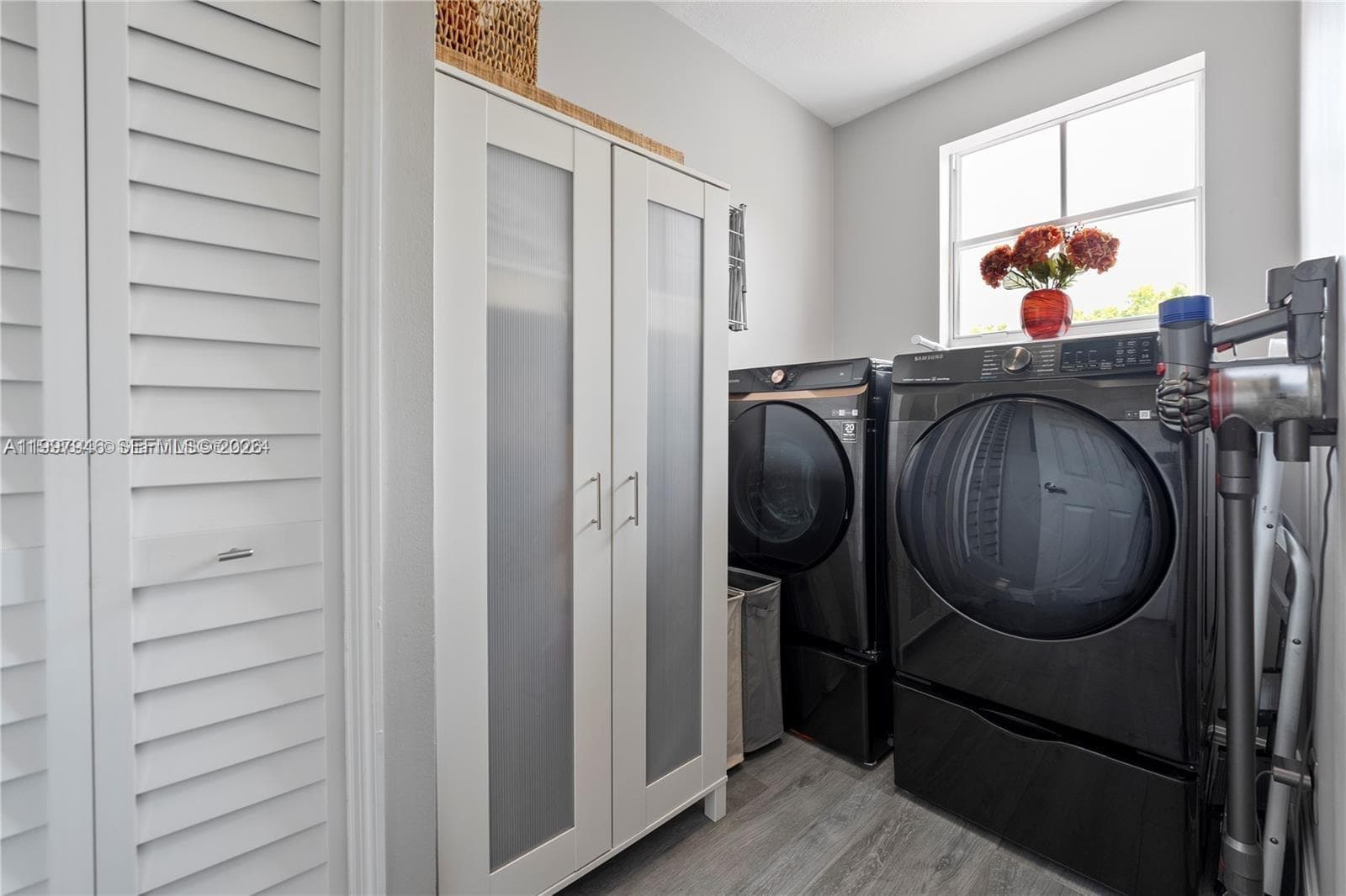 3155 NE 184th St 8302 photo 19