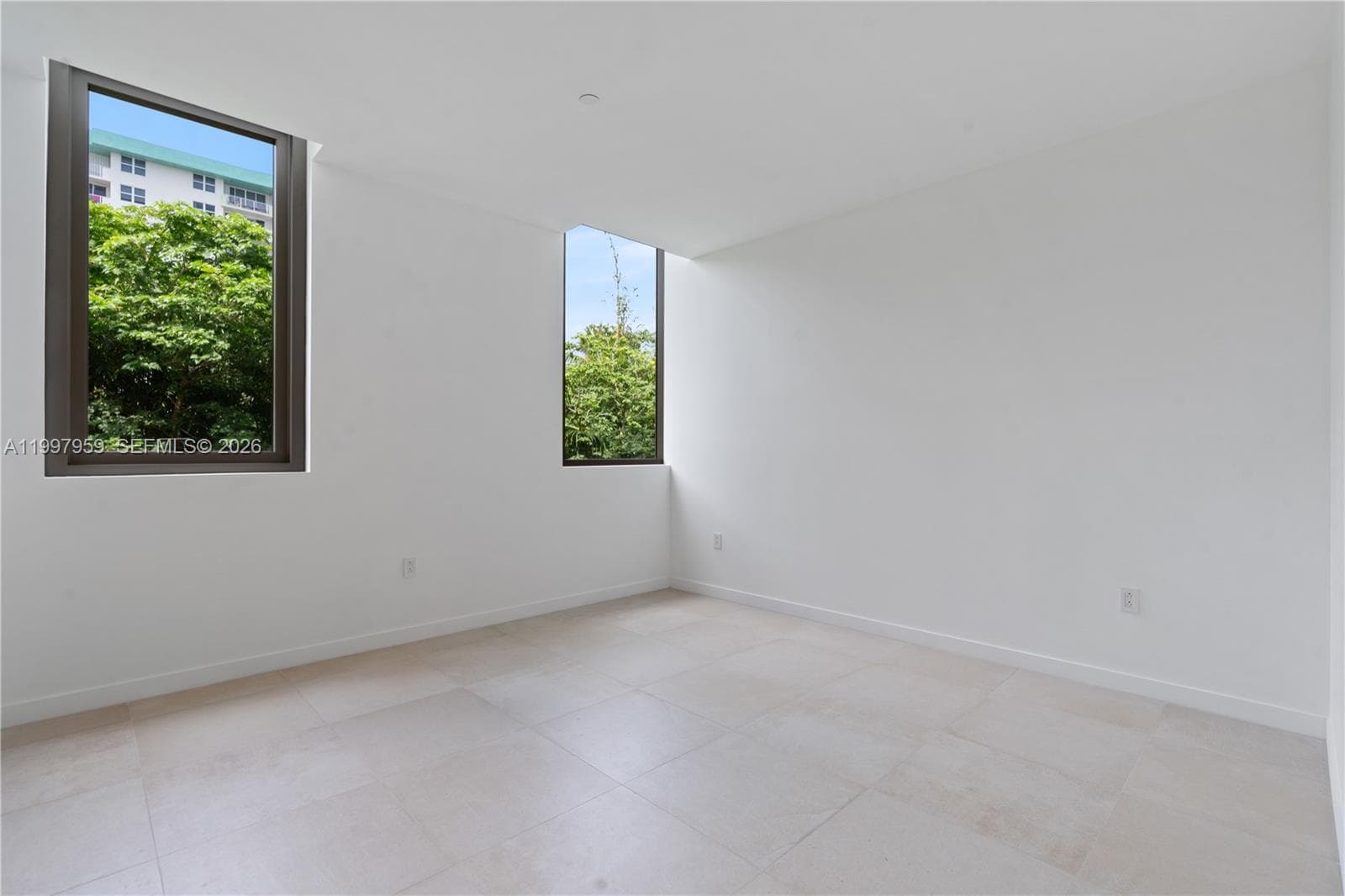 1135 103rd St 203 photo 21