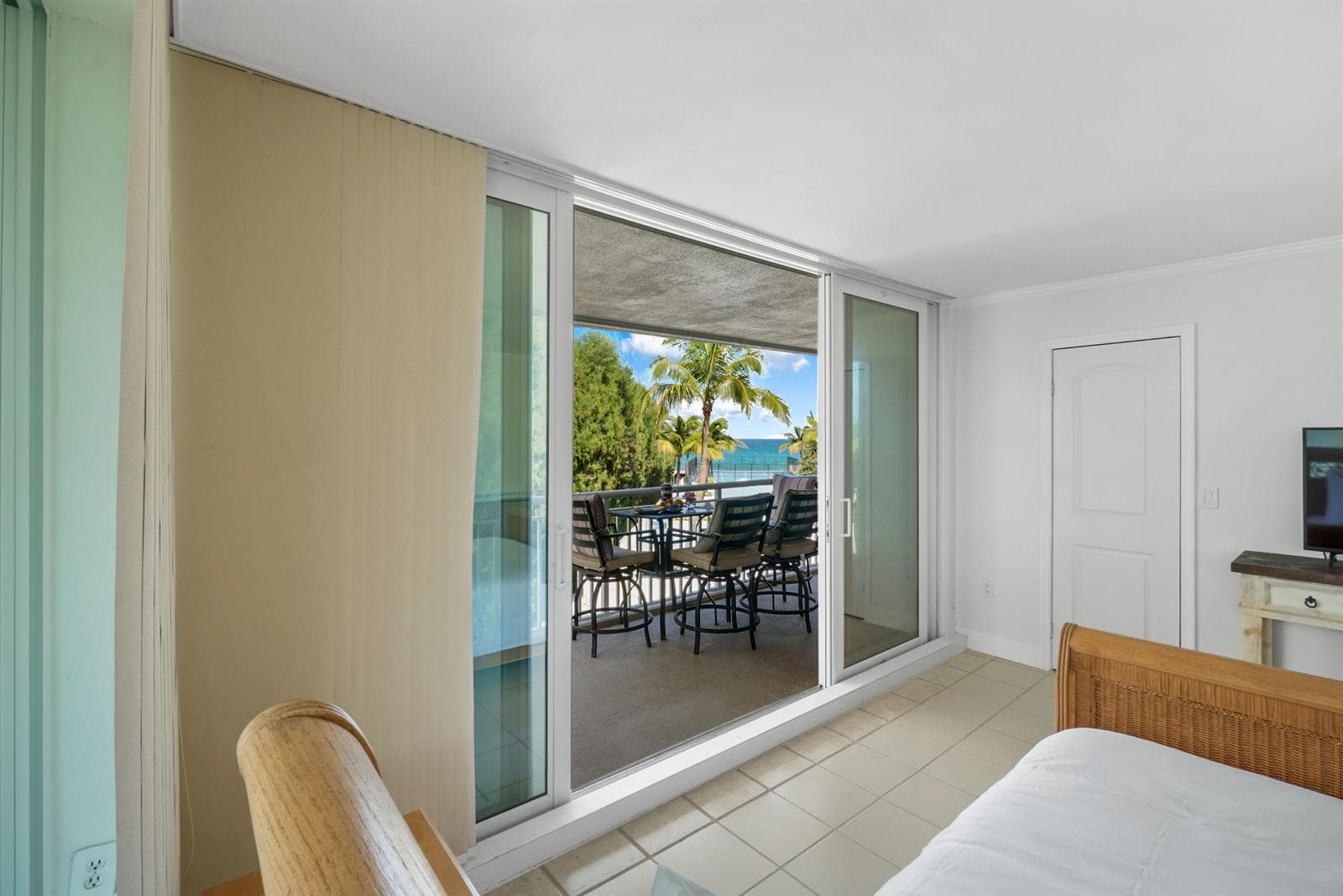 3546 S Ocean Boulevard 420 photo 22