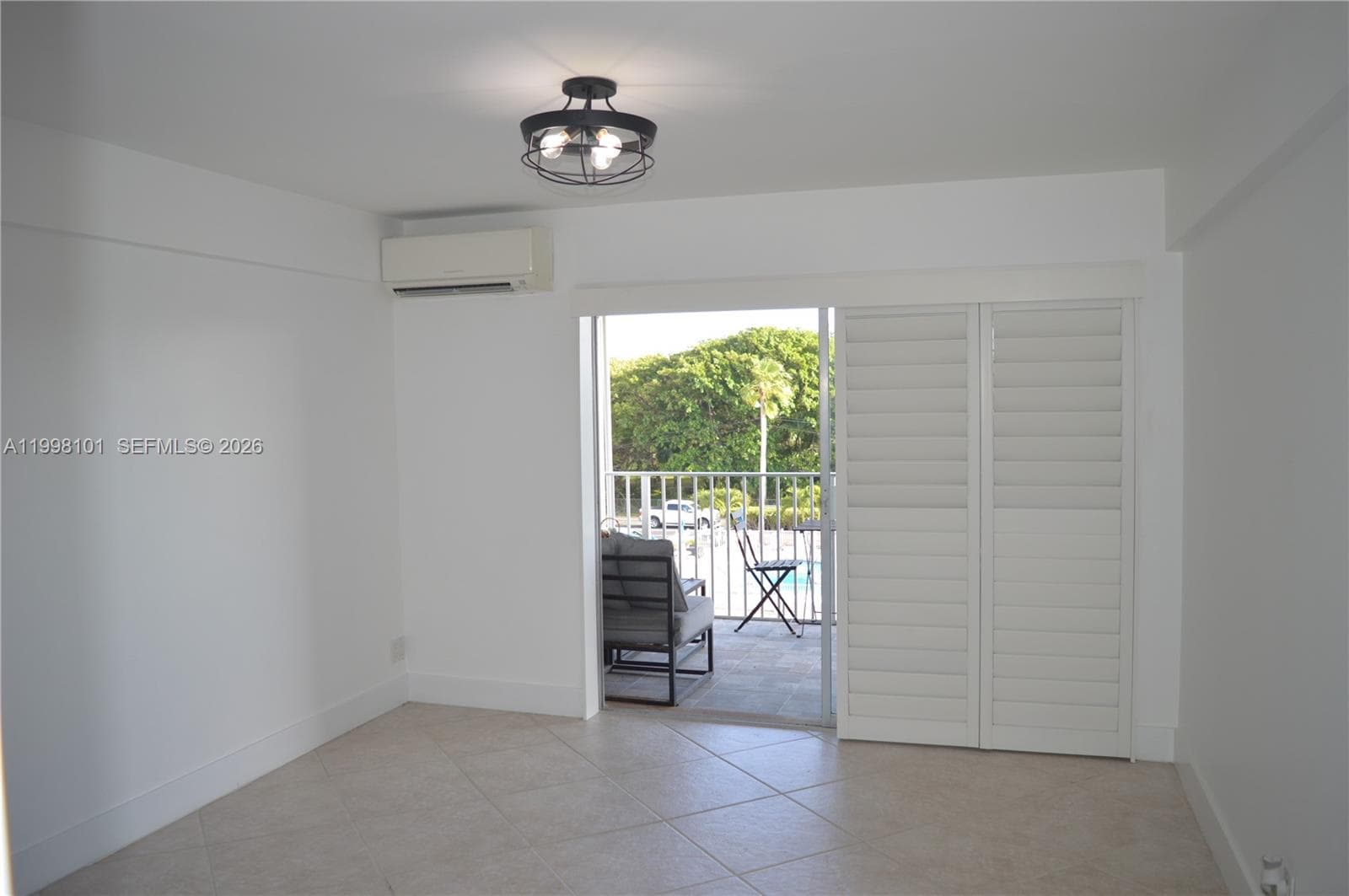1511 SE 15th Ct 403 photo 10