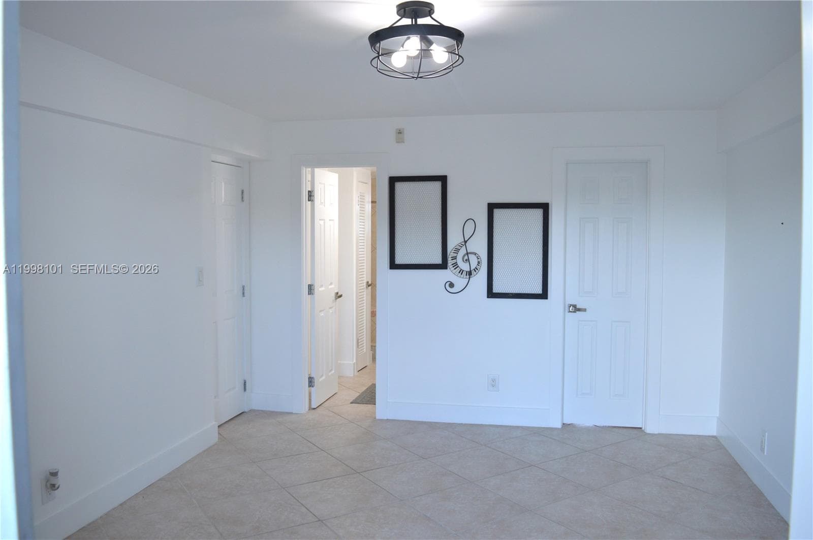 1511 SE 15th Ct 403 photo 11