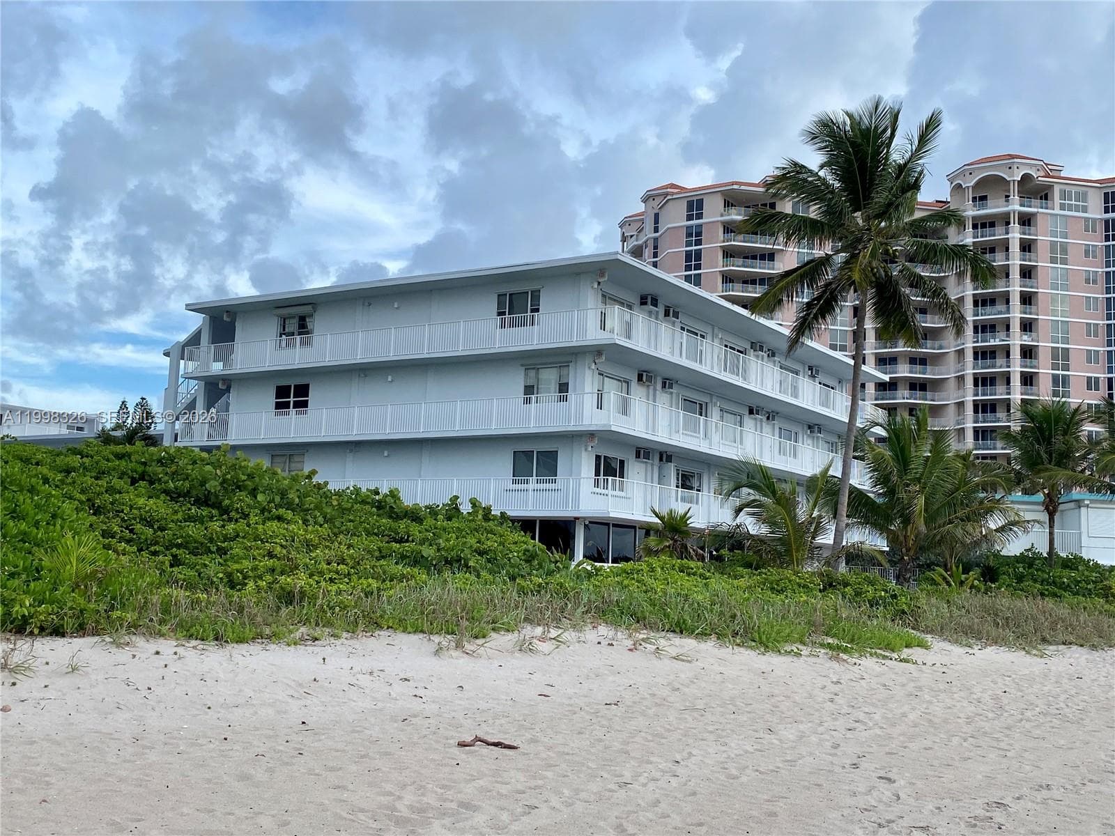 1480 S Ocean Blvd 104 photo 1
