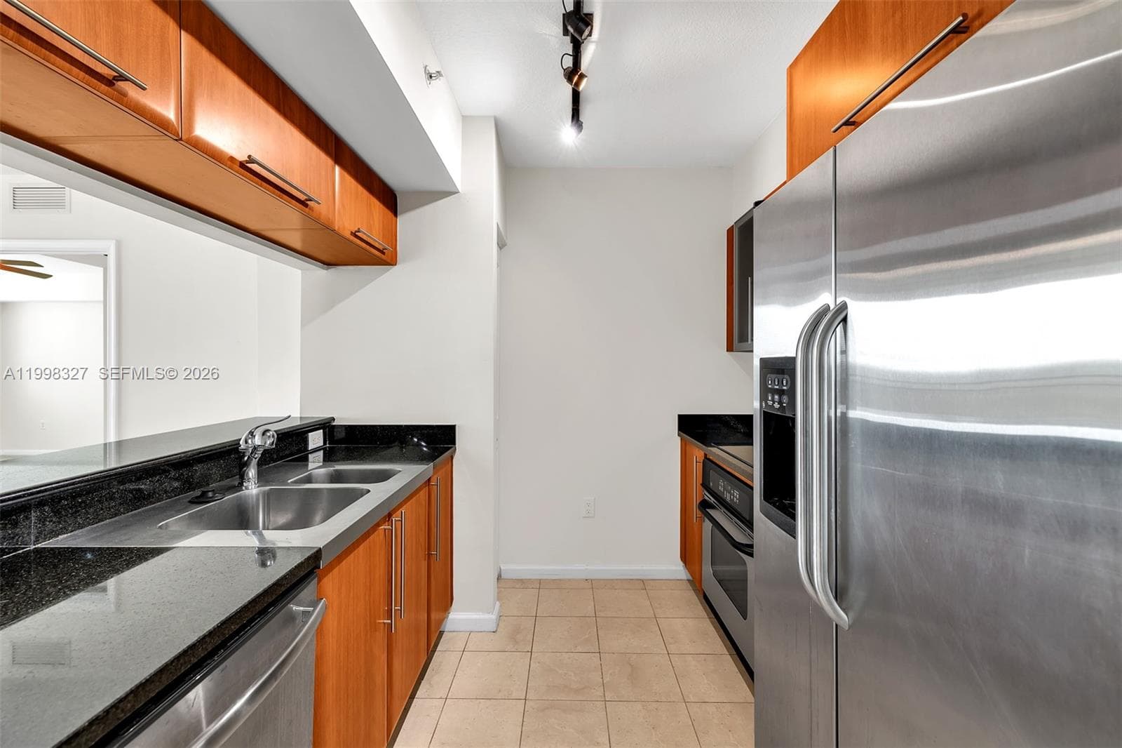 610 W Las Olas Blvd 1121N photo 6