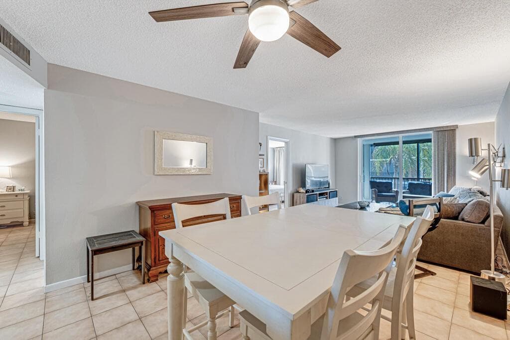760 E Ocean Avenue 303 photo 6