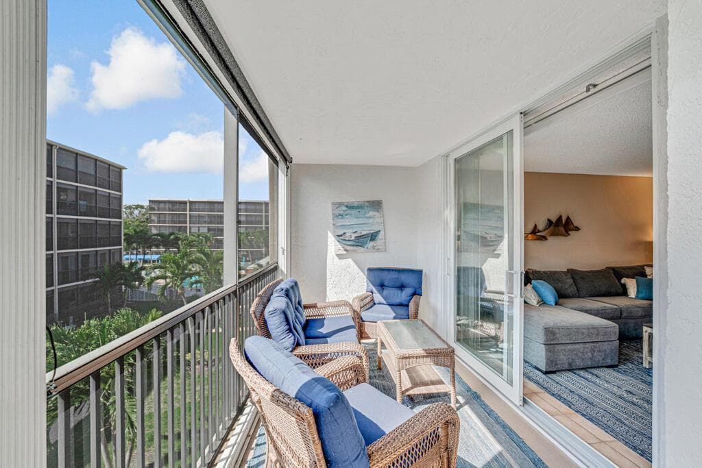 760 E Ocean Avenue 303 photo 22