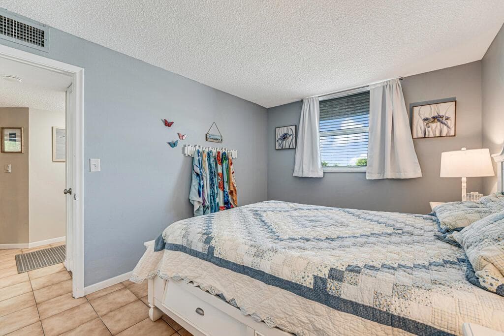 760 E Ocean Avenue 303 photo 19