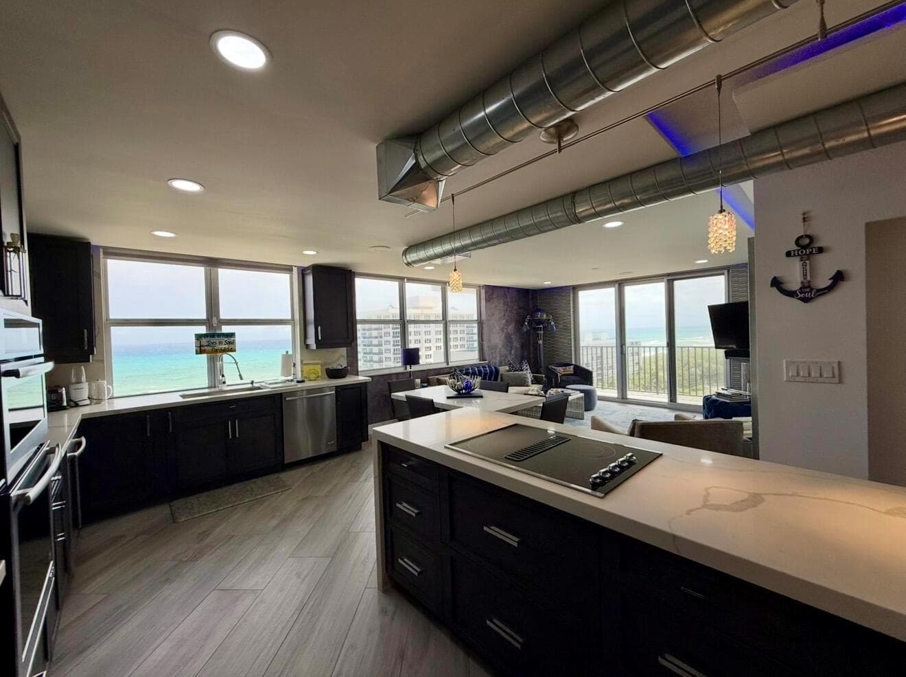 2121 N Ocean Boulevard 1409e photo 4