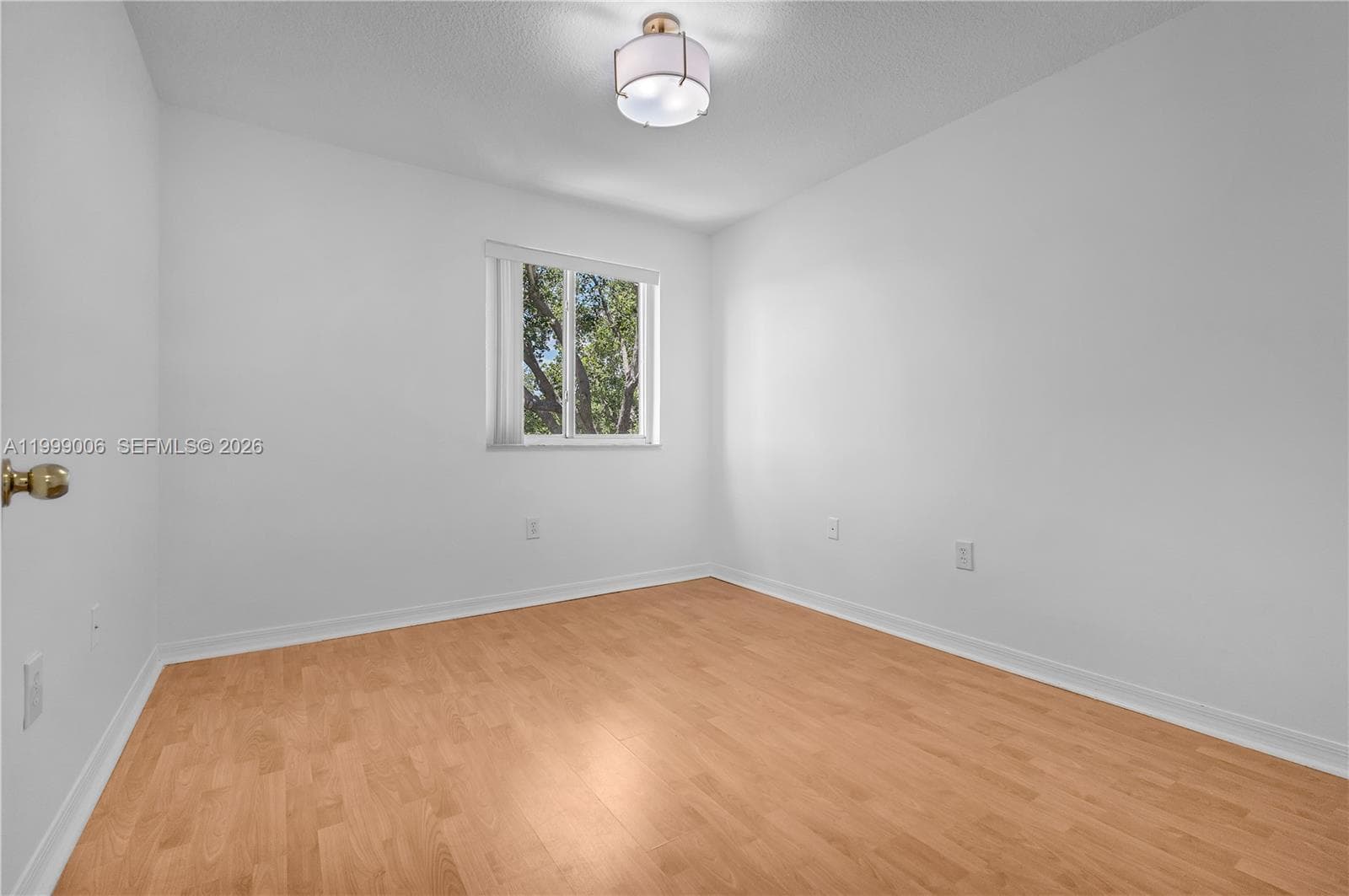 15750 SW 92nd Ave 20C photo 17