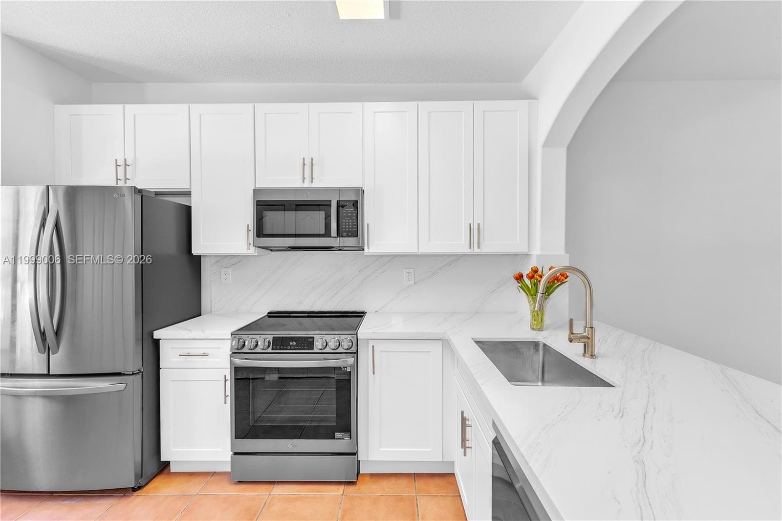 15750 SW 92nd Ave 20C photo 7