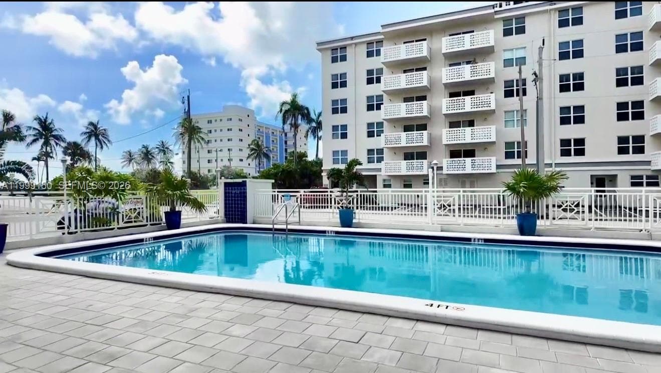 1801 S Ocean Dr 501 photo 19