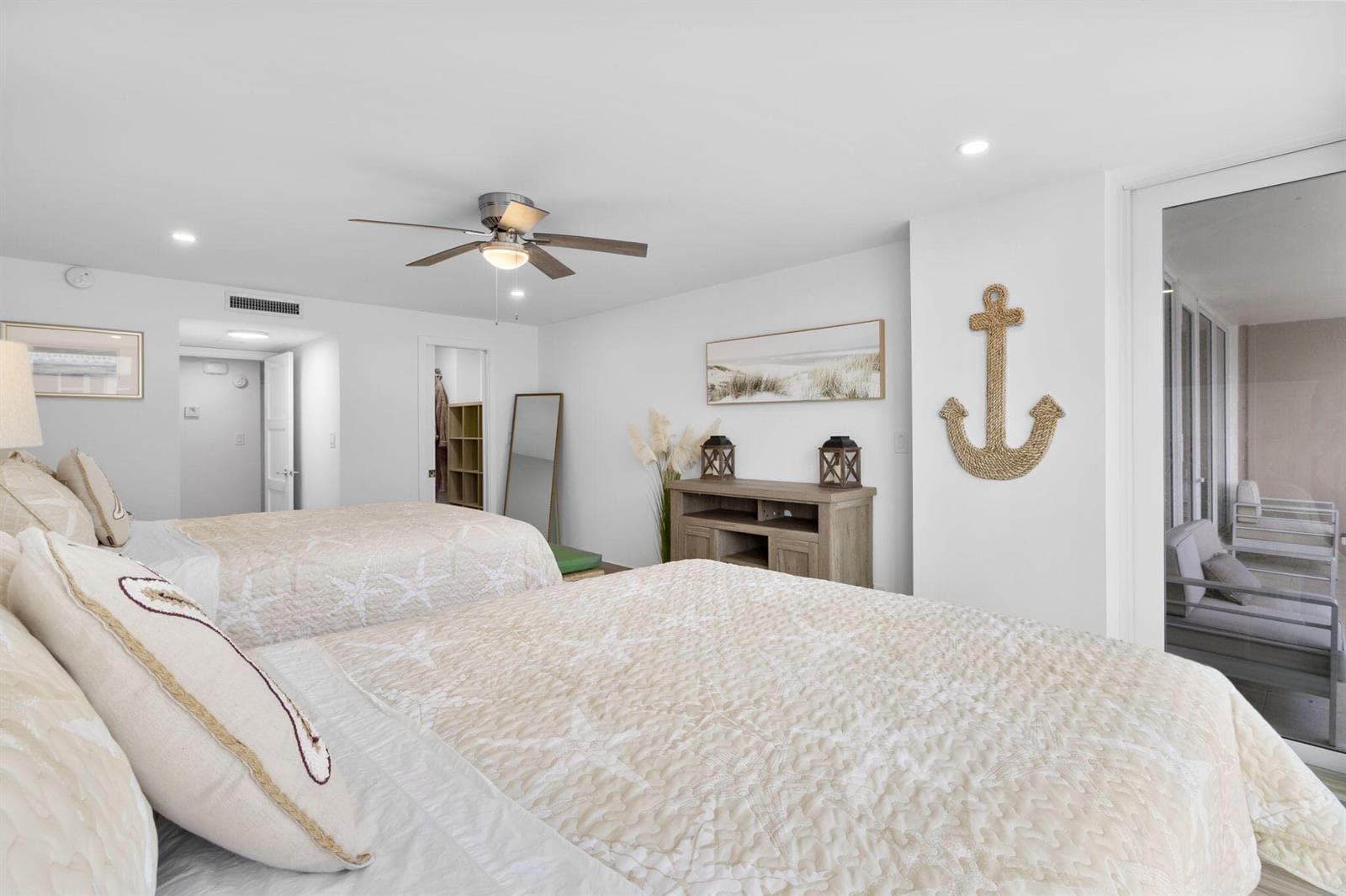 4020 Galt Ocean Drive 1504 photo 13