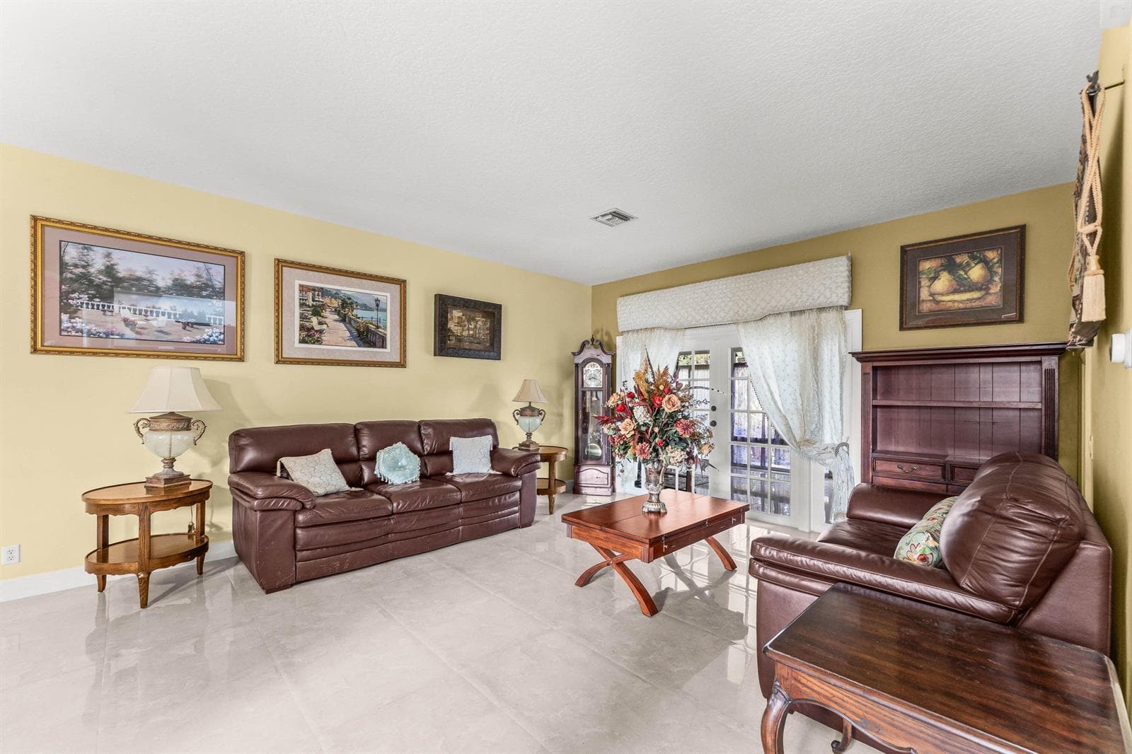 6220 Kelty Way photo 10
