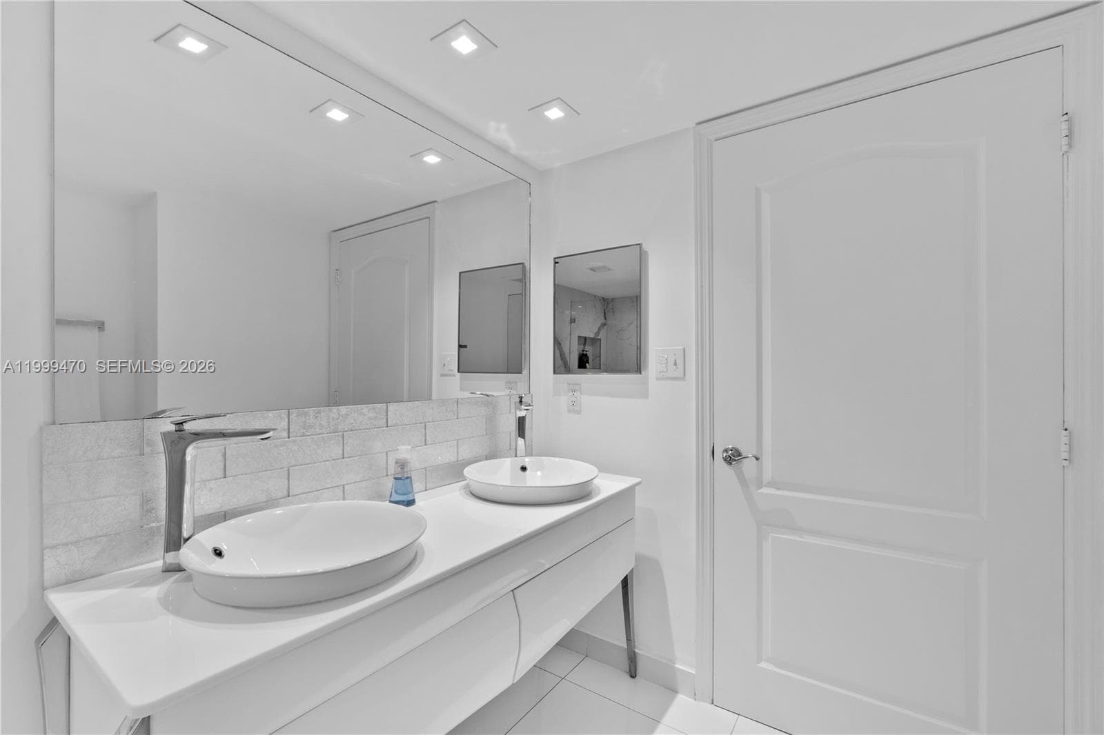 1200 Brickell Bay Dr 2017 photo 6