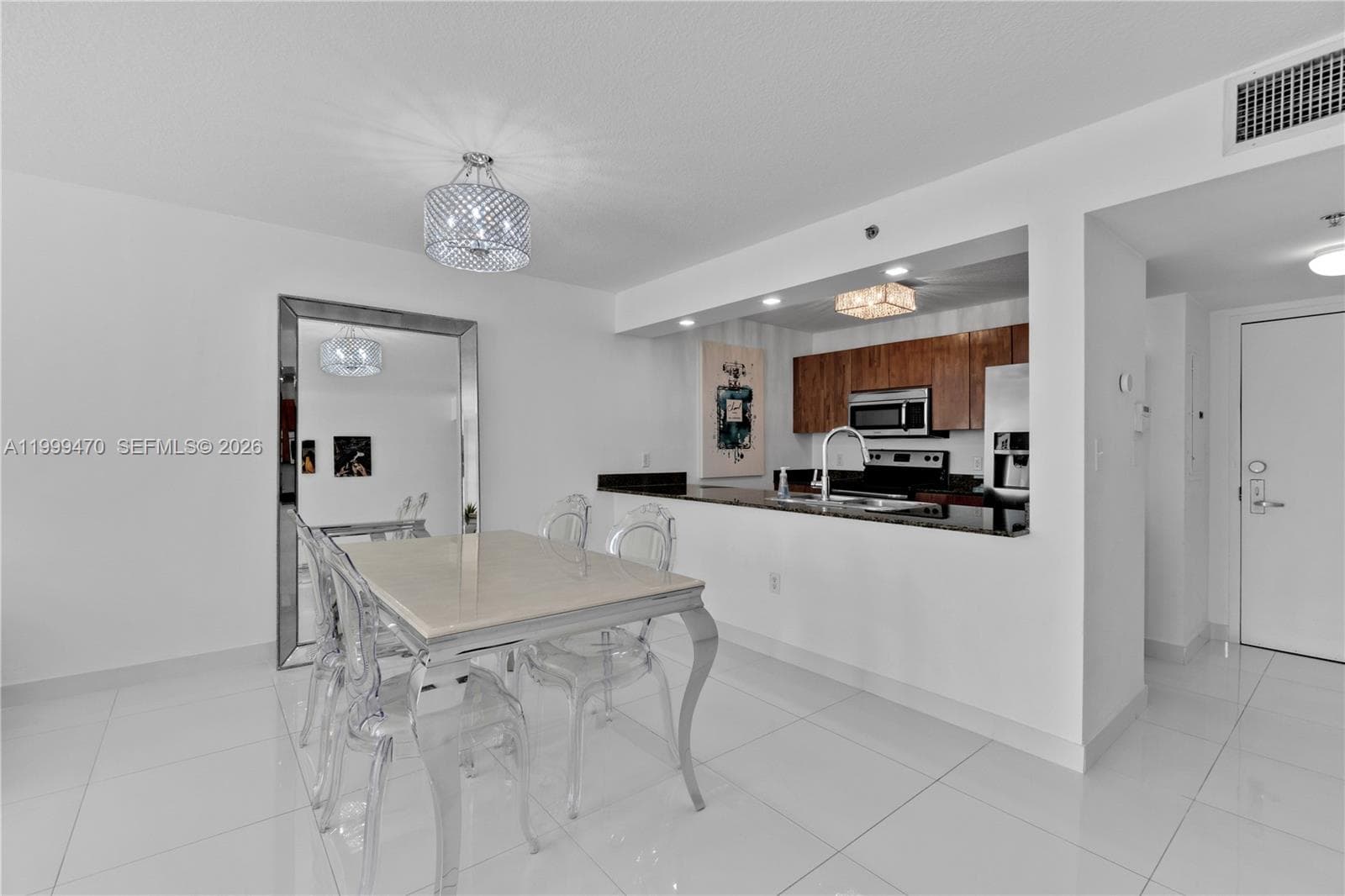 1200 Brickell Bay Dr 2017 photo 9