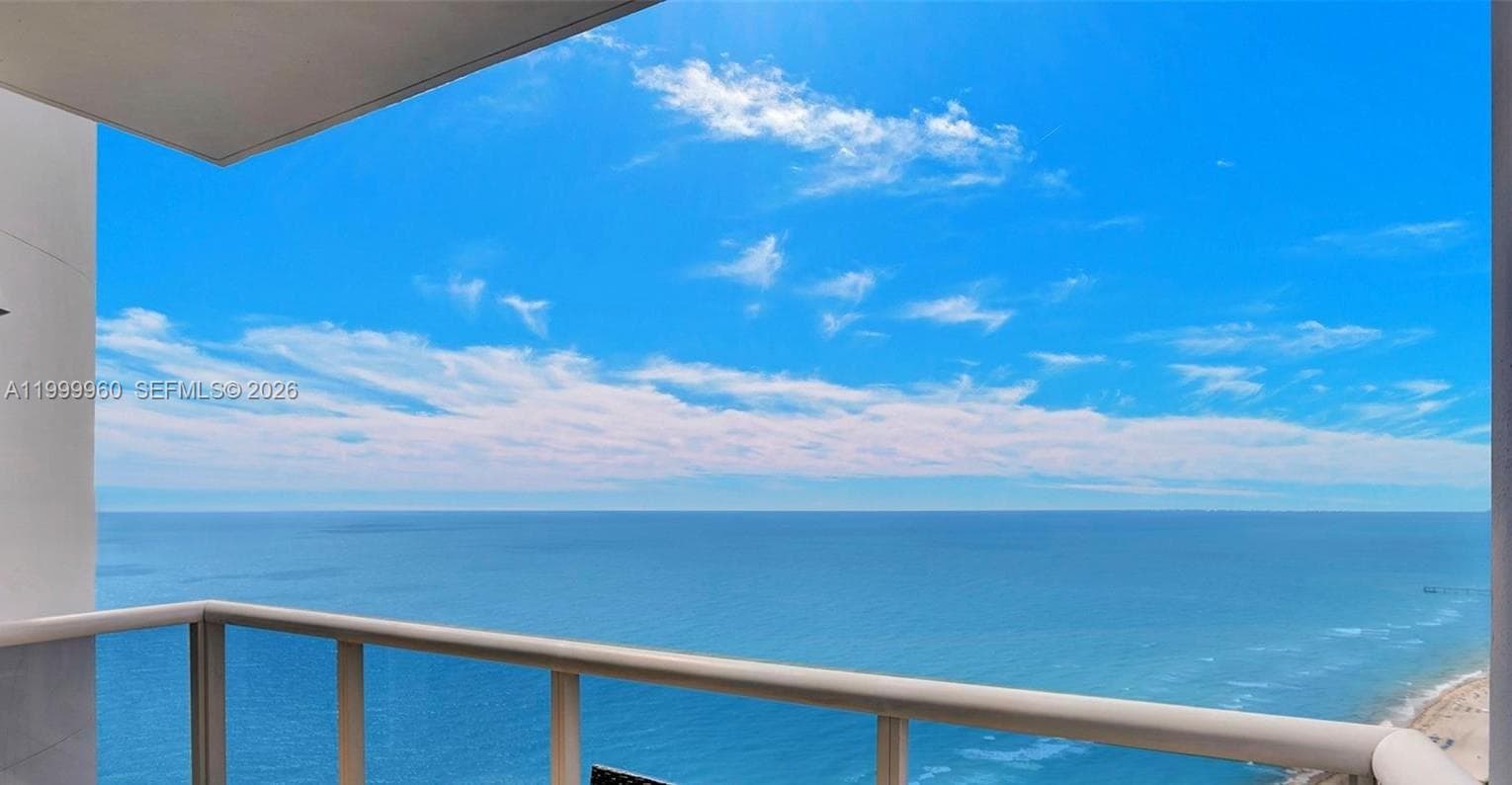 18101 Collins Ave 5104 photo 3