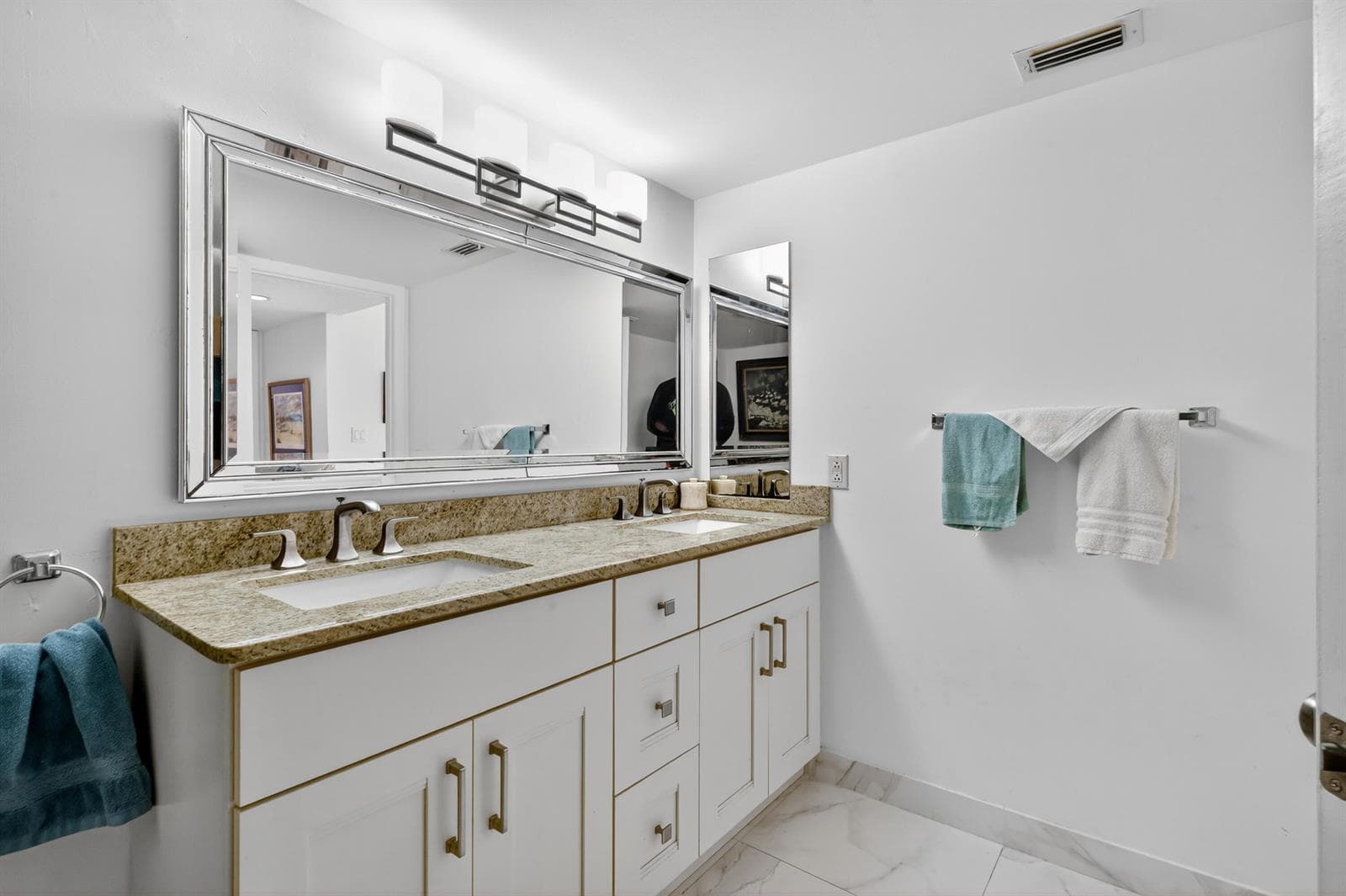 110 Half Moon Circle D2 photo 13