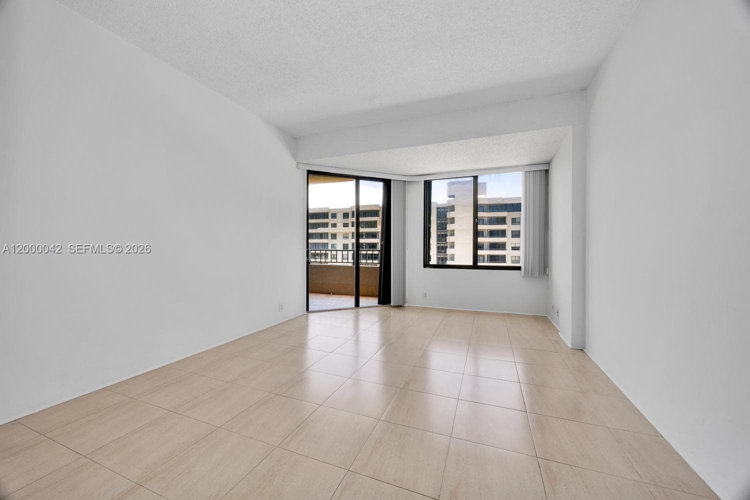 201 Crandon Blvd 932 photo 14