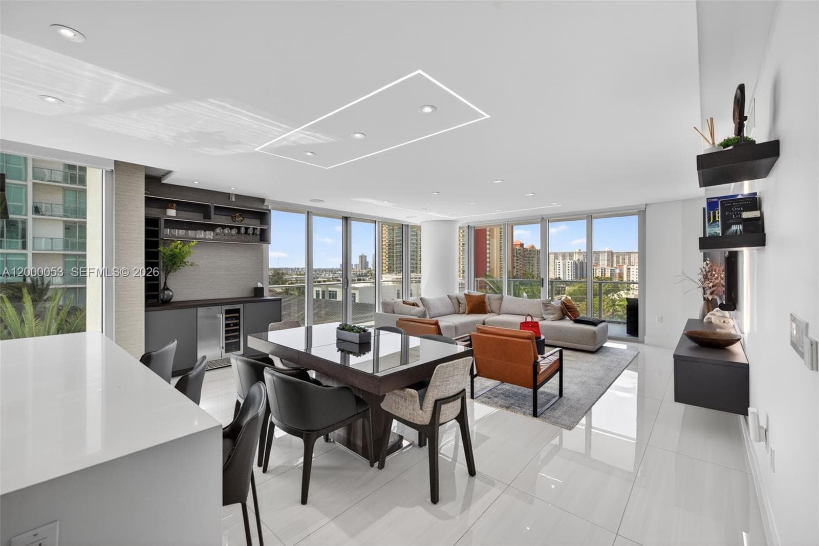 300 Sunny Isles Blvd 4-807 photo 2