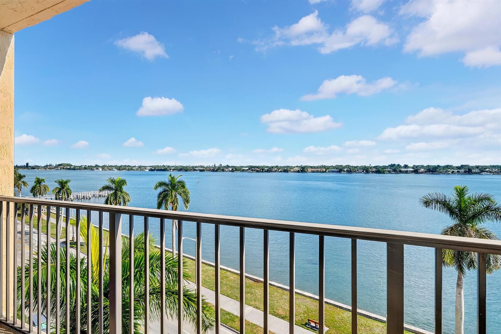 1801 N Flagler #701 Drive photo 23